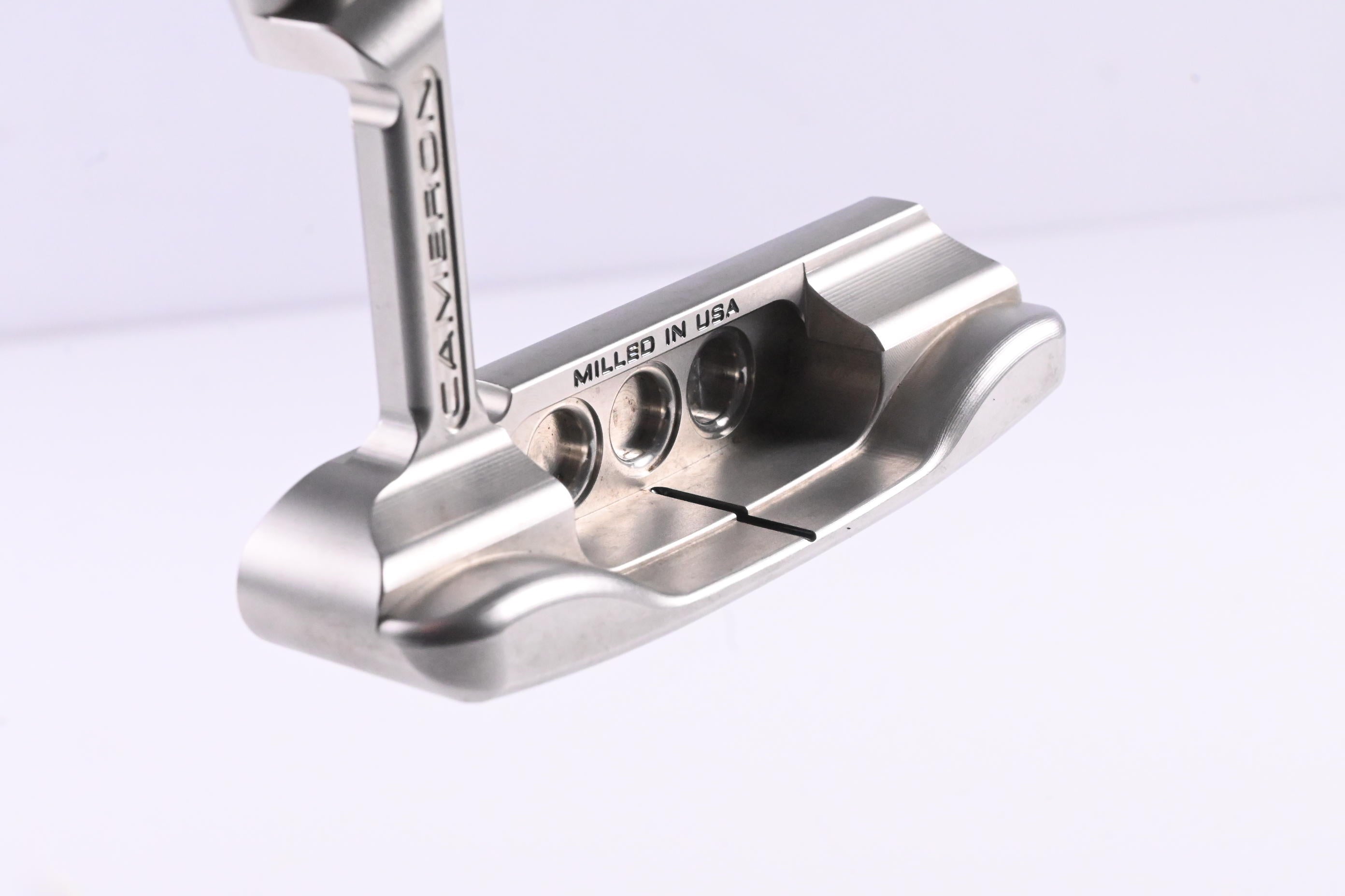 Scotty Cameron Super Select Newport Putter / 33 Inch
