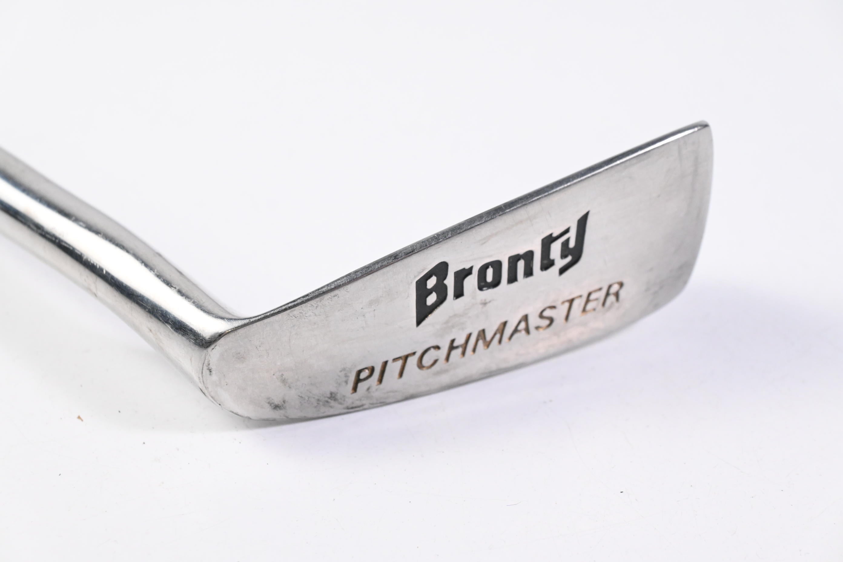Left Hand Bronty Pitchmaster Chipper / 37 Degree / Regular Flex Bronty Shaft