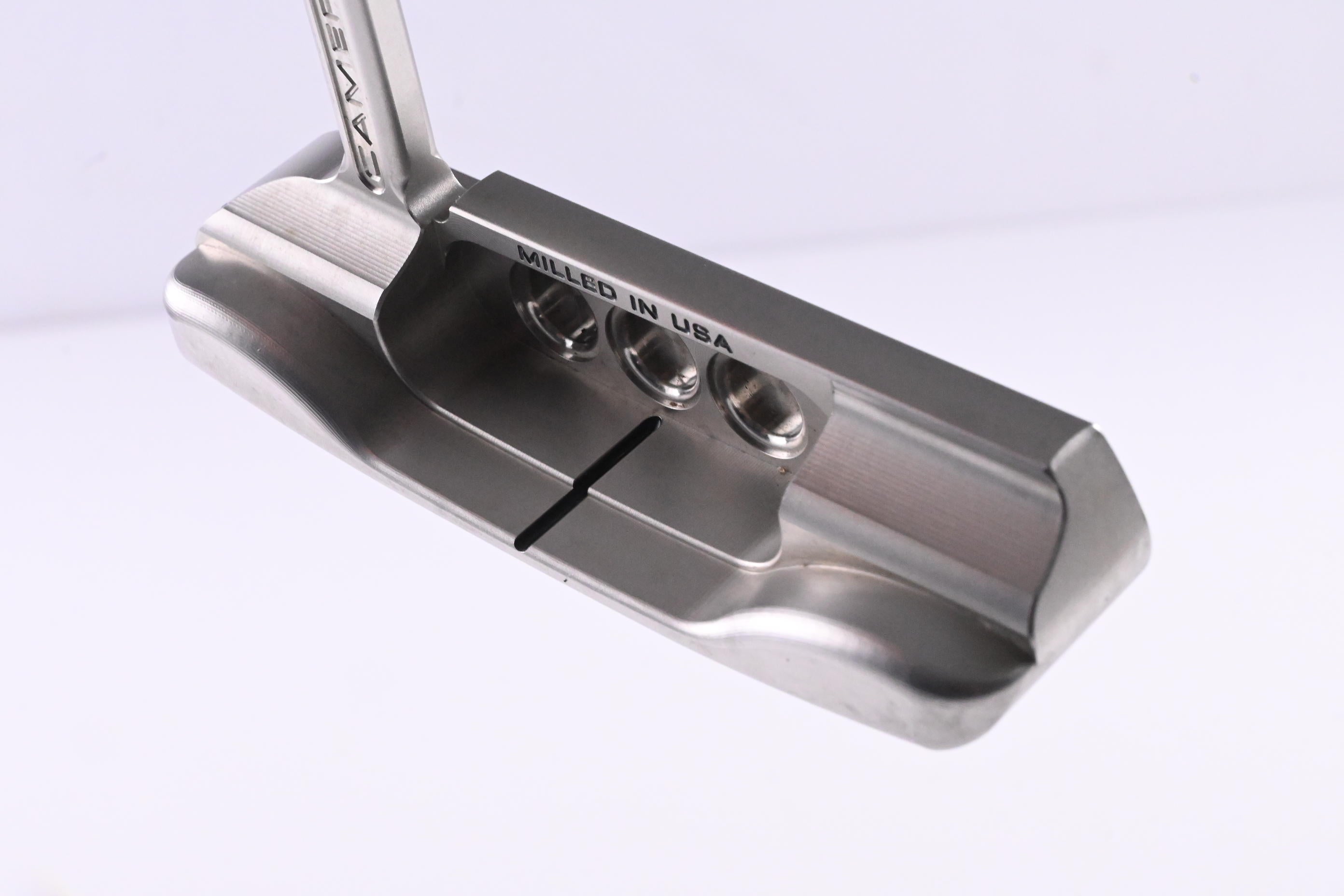 Scotty Cameron Super Select Newport Putter / 33 Inch