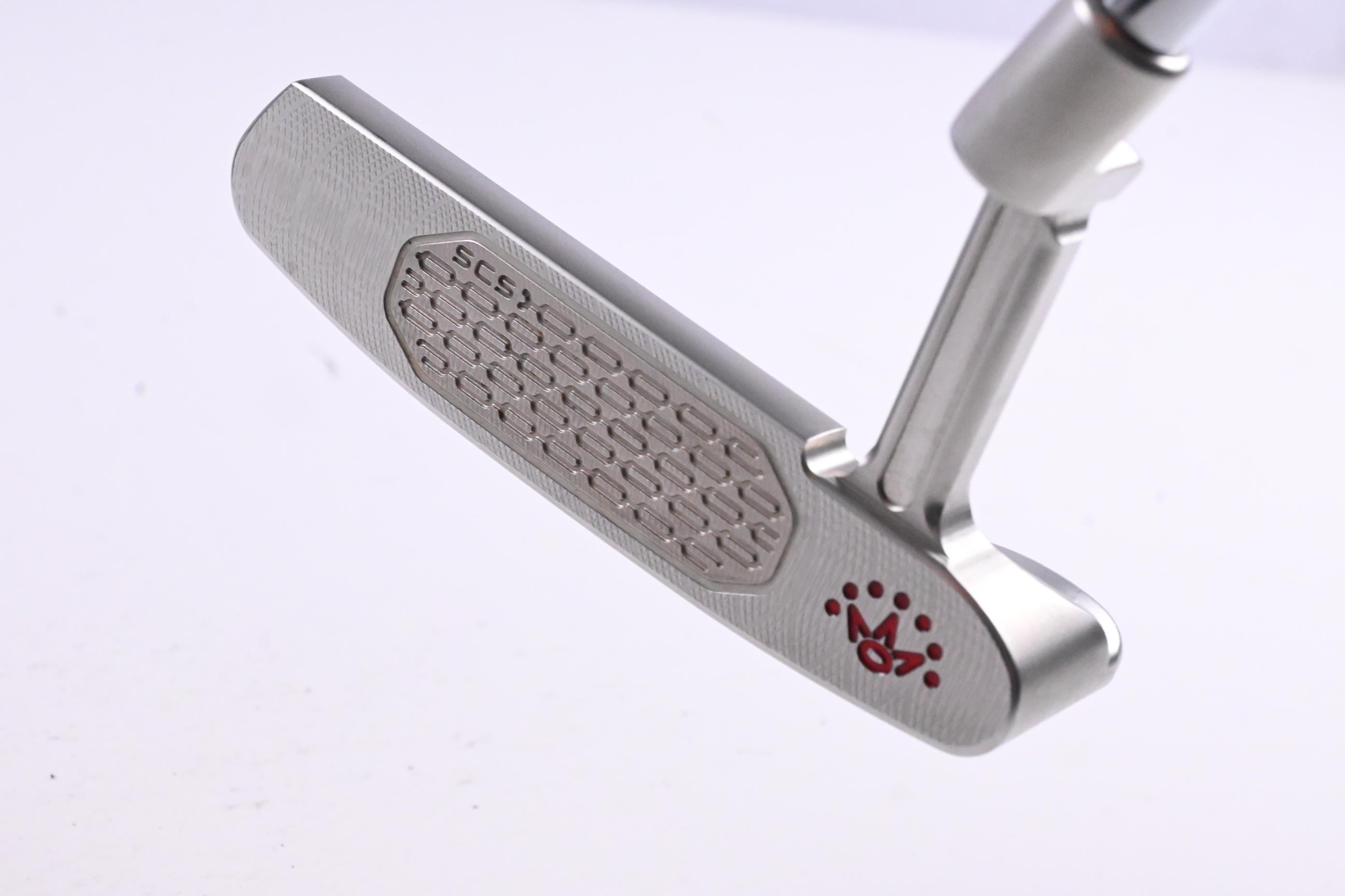 Scotty Cameron 2025 Studio Style Newport Putter / 34 Inch