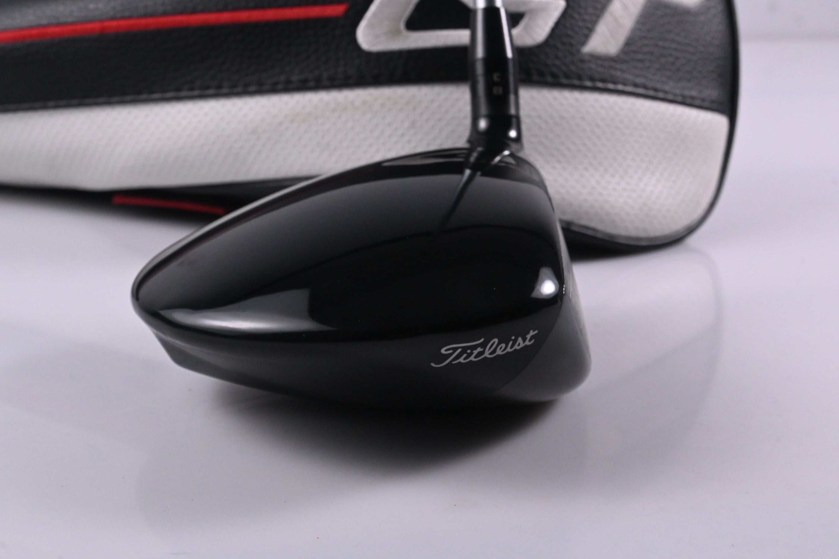 Titleist GT1 Driver / 12 Degree / Regular Flex Fujikura Air Speeder 40 Shaft