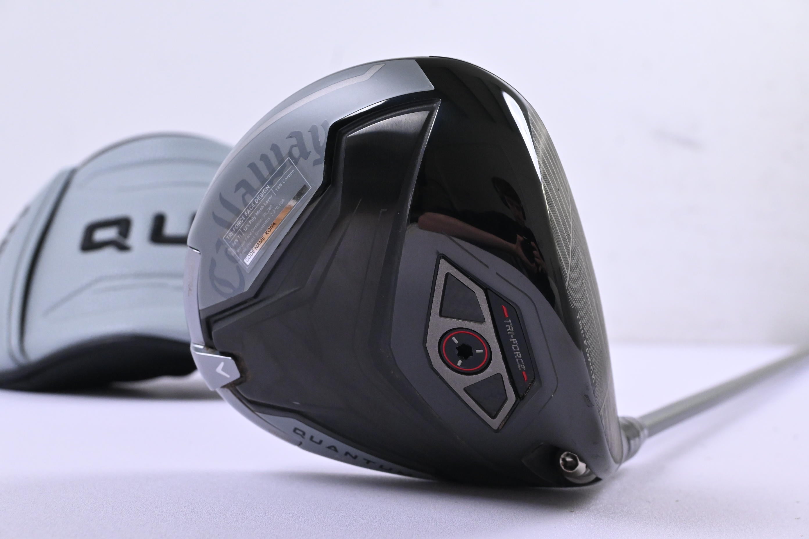 Callaway Quantum Max Driver / 9 Degree / Regular Flex Denali Frost Silver 50