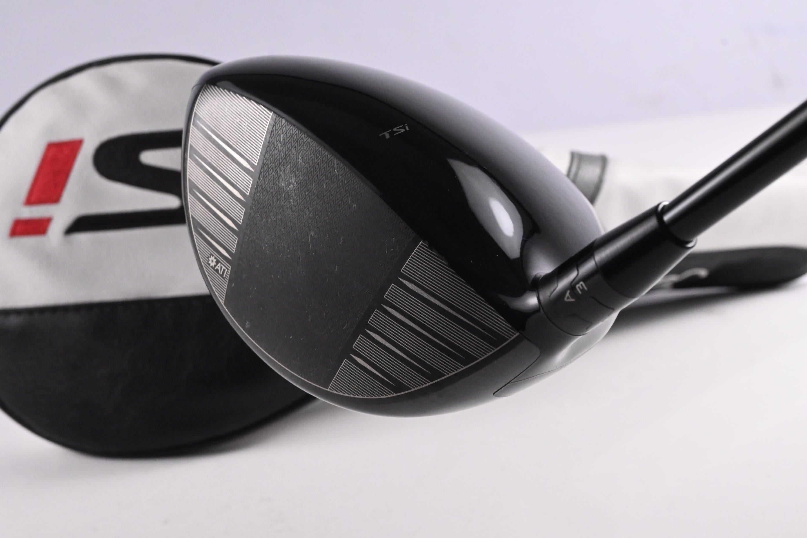 Titleist TSi2 Driver / 10 Degree / X-Flex HZRDUS Smoke RDX Black 70 Shaft