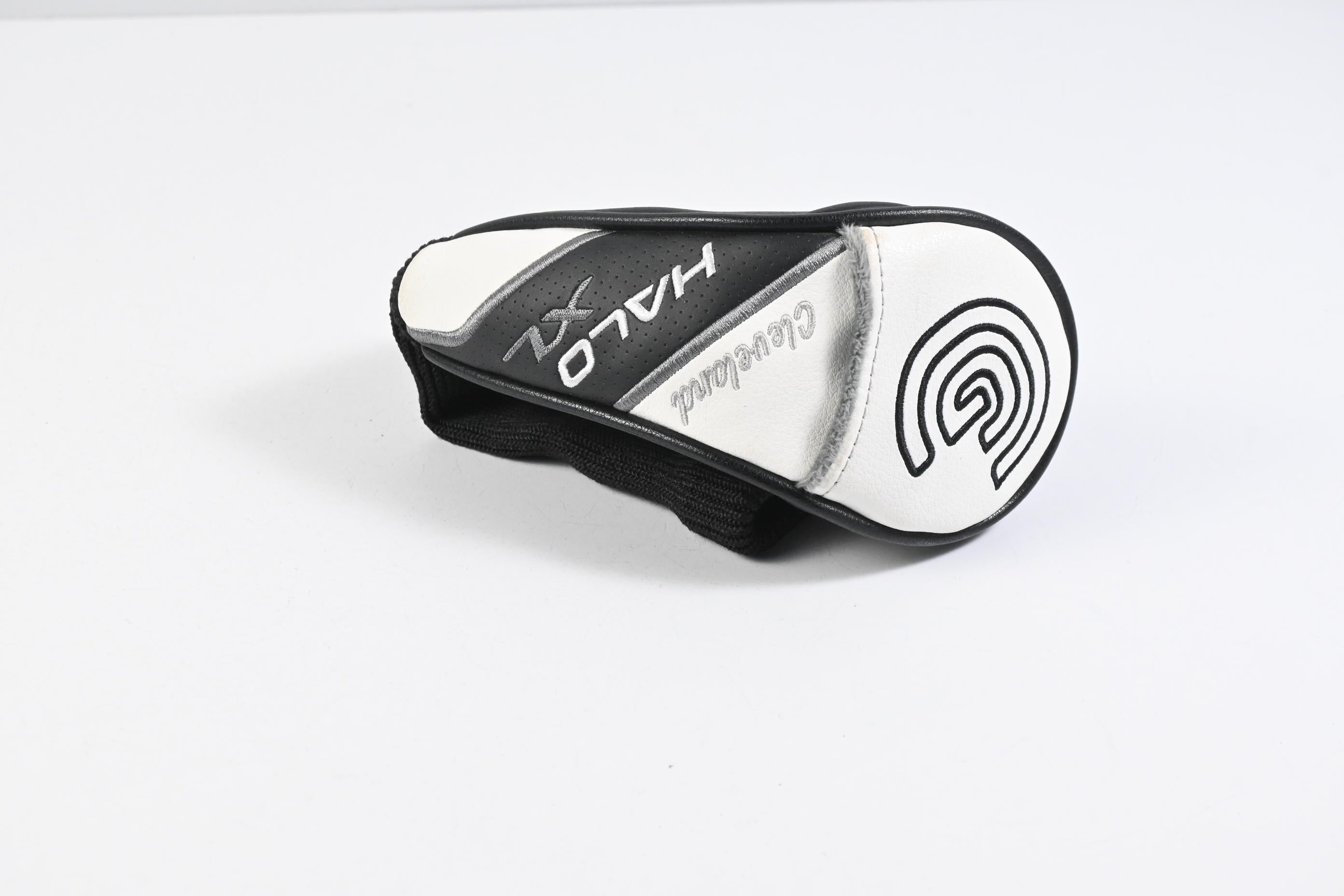 Cleveland Halo XL #5 Hybrid / 24 Degree / Senior Flex Aldila Ascent 50 Shaft