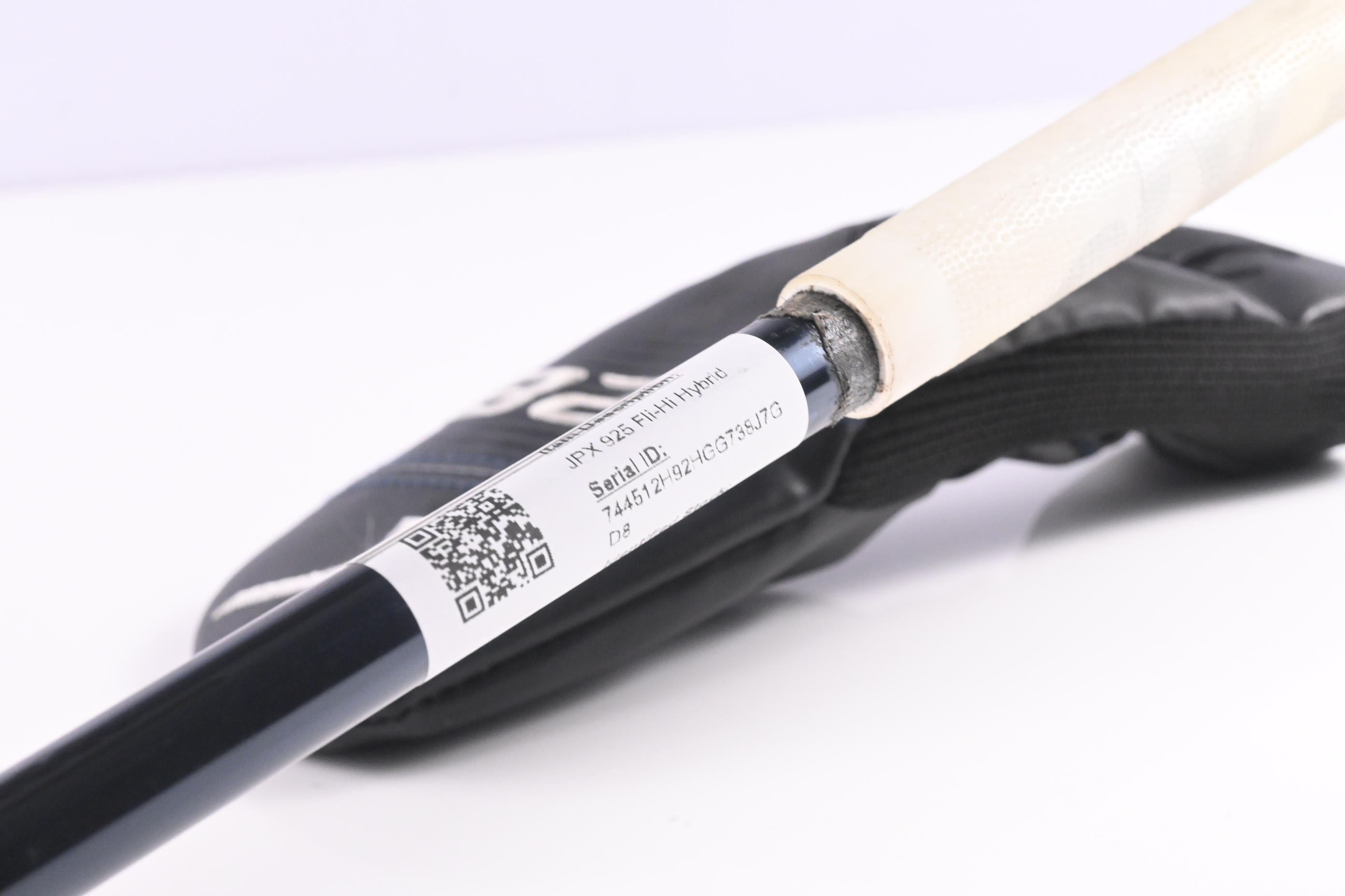 Mizuno JPX 925 Fli-Hi #7 Hybrid / 28 Degree / Regular Flex UST Recoil Dart ESX