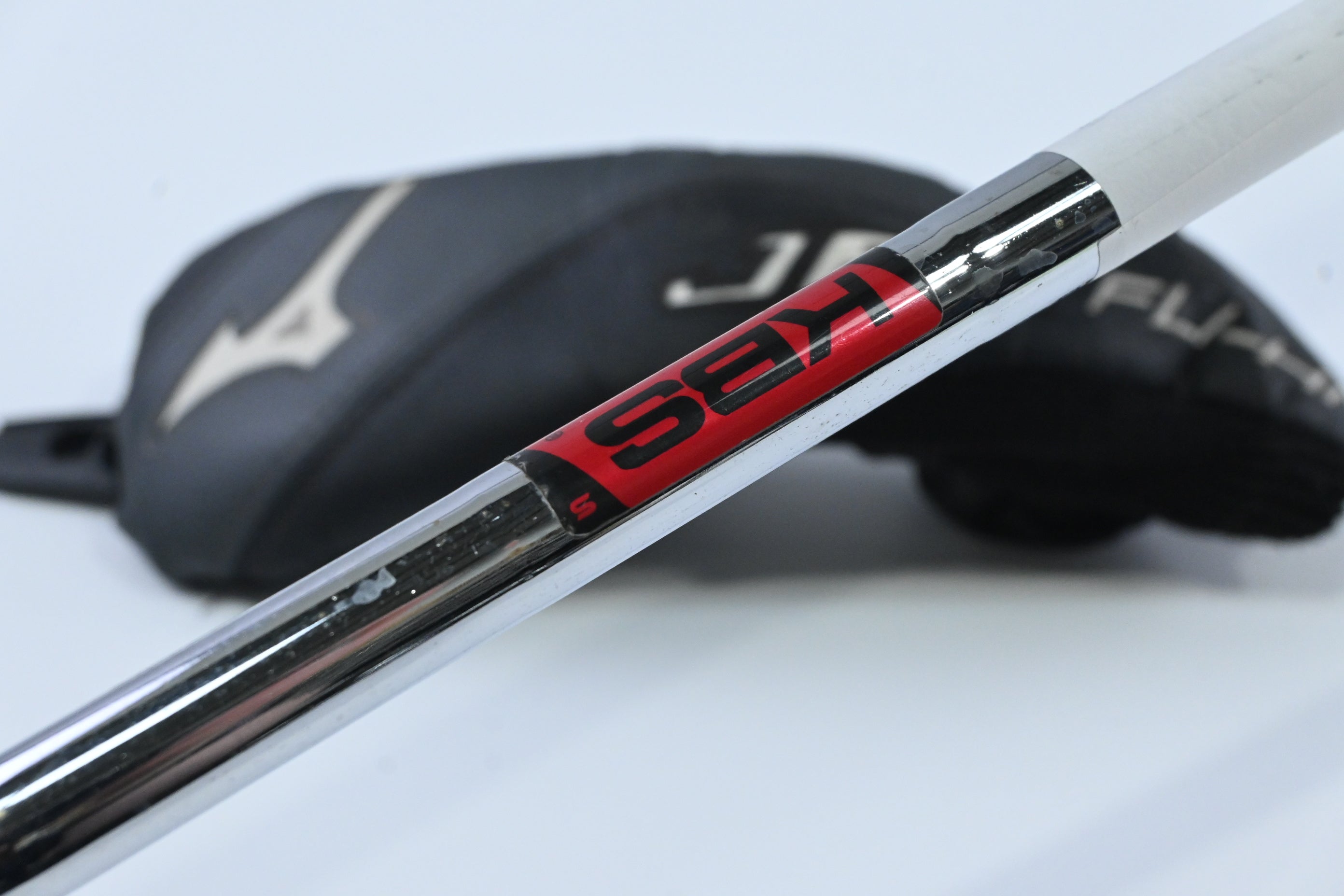 Mizuno JPX 921 Fli-Hi #4 Hybrid / 20 Degree / Stiff Flex KBS Tour Shaft