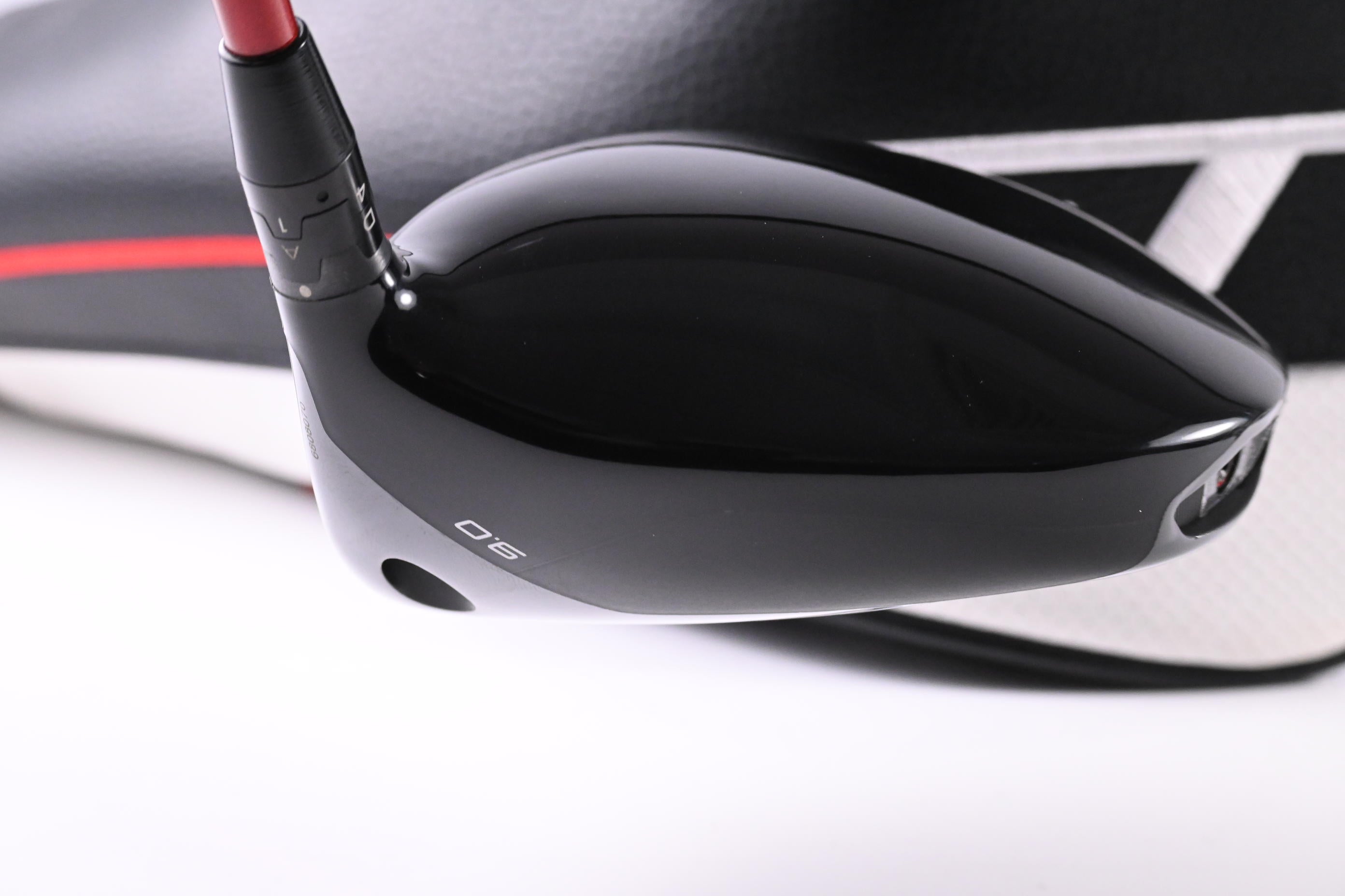 Titleist GT2 Driver / 9 Degree / Stiff Flex Denali Red 50 Shaft