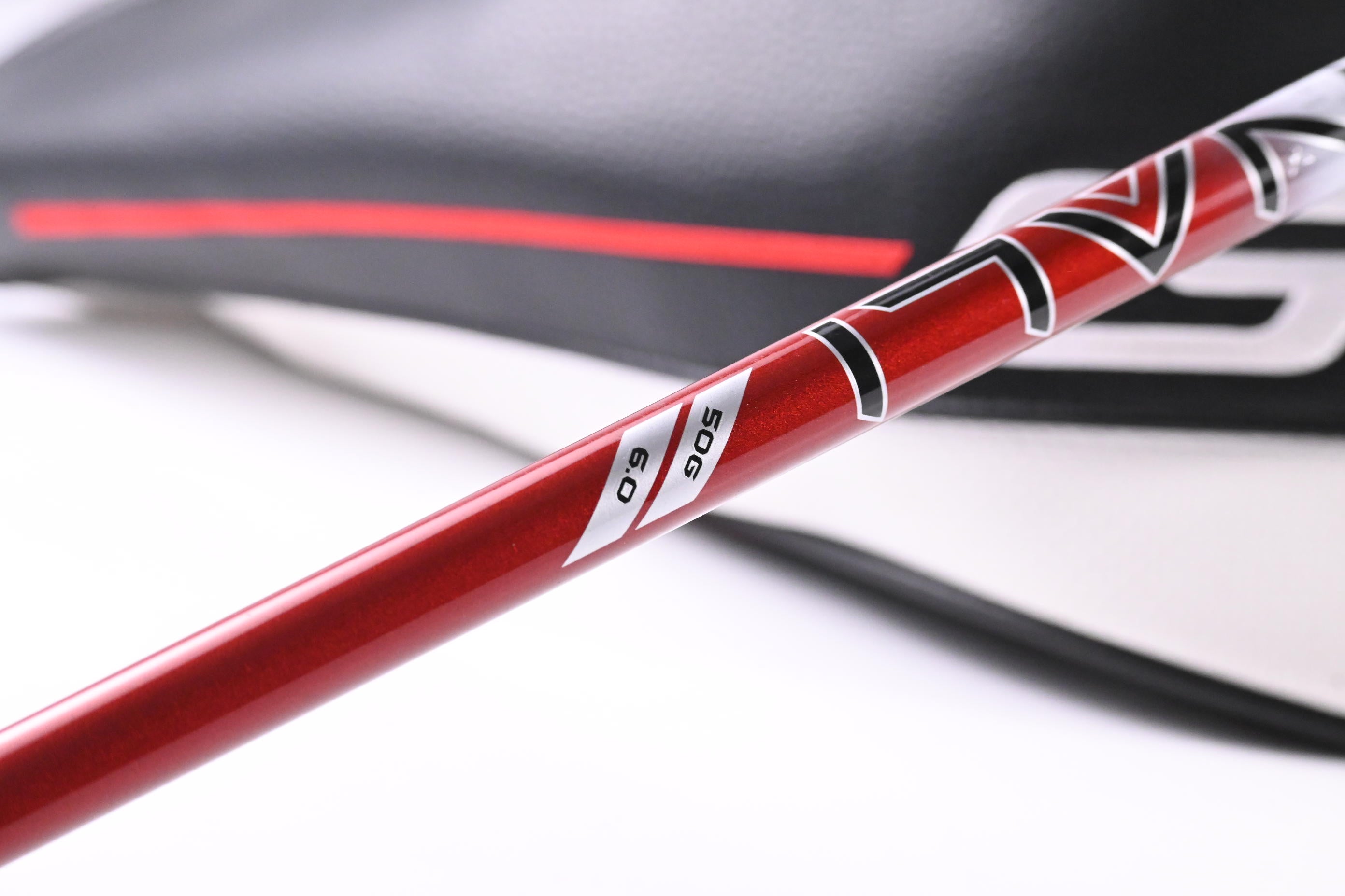 Titleist GT2 Driver / 9 Degree / Stiff Flex Denali Red 50 Shaft