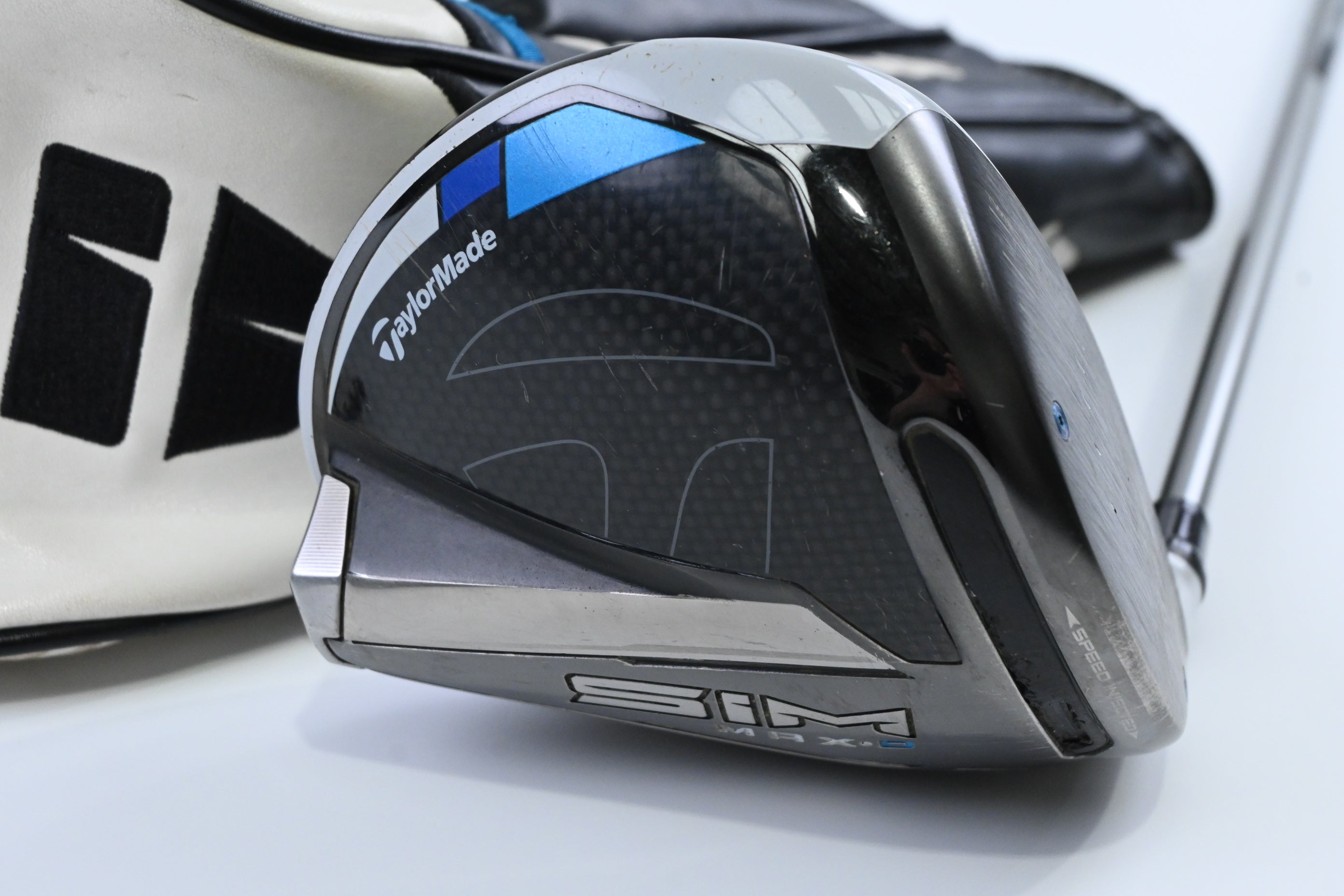 Taylormade SIM Max Driver / 10.5 Degree / Senior Flex UST Helium 4