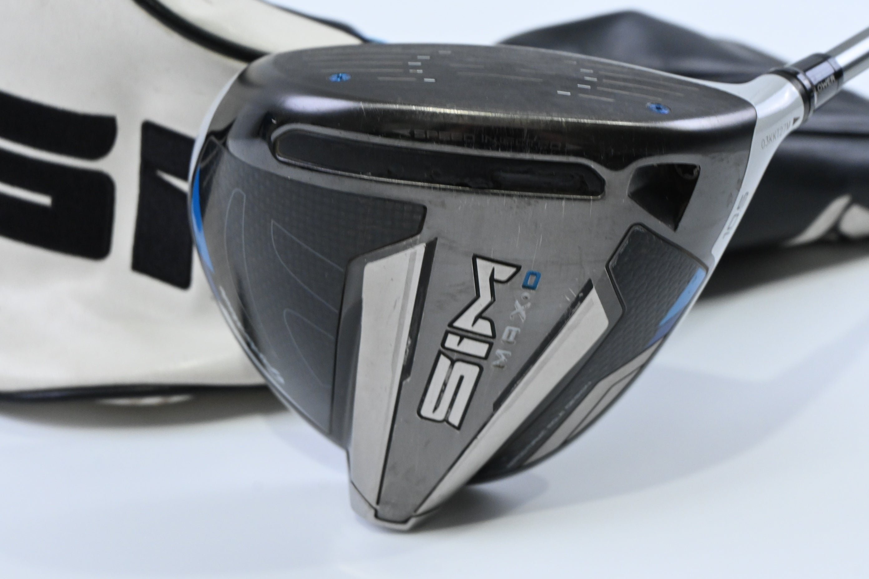 Taylormade SIM Max Driver / 10.5 Degree / Senior Flex UST Helium 4