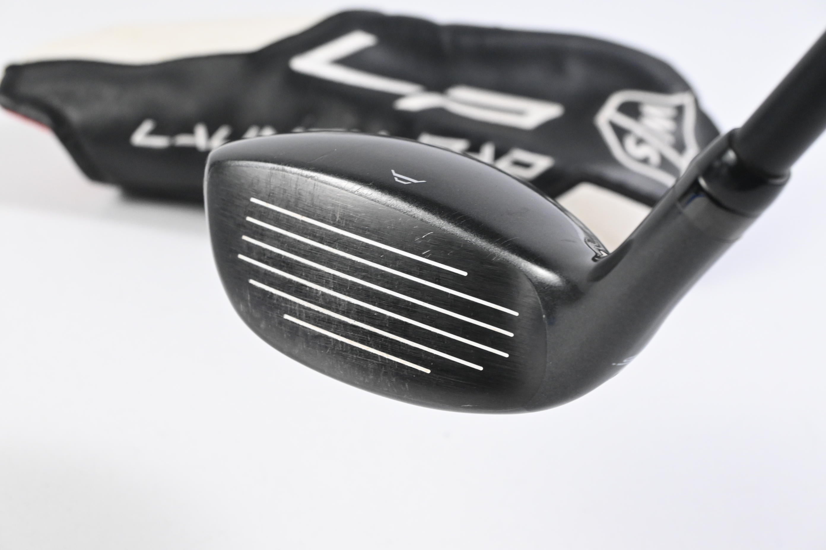 Wilson Launch Pad #3 Hybrid / 19.5 Degree / Regular Flex Helium Black 66 Shaft