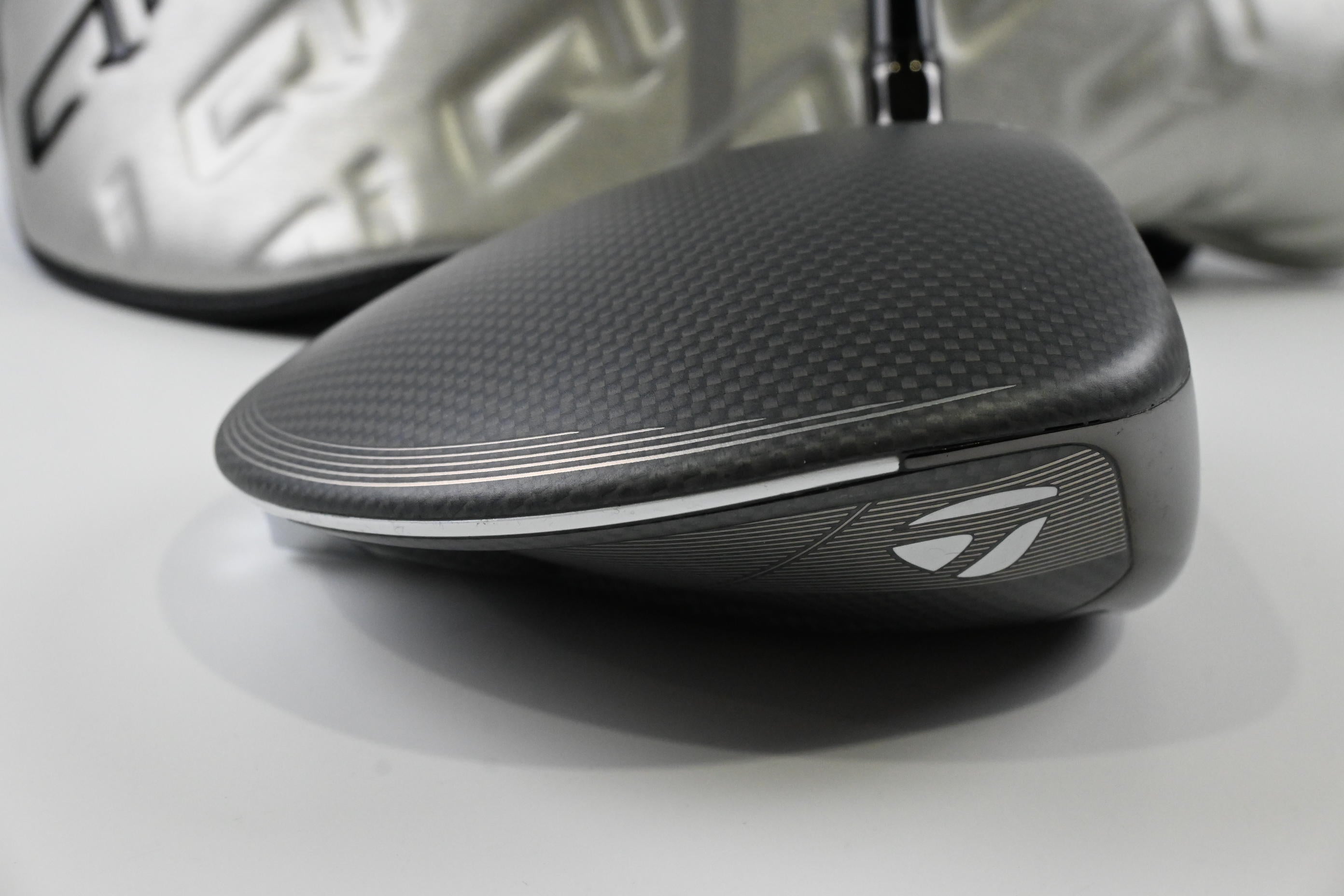 Taylormade Qi35 Max Lite Driver / 12 Degree / Regular Flex Fujikura Pro 56 XLR8
