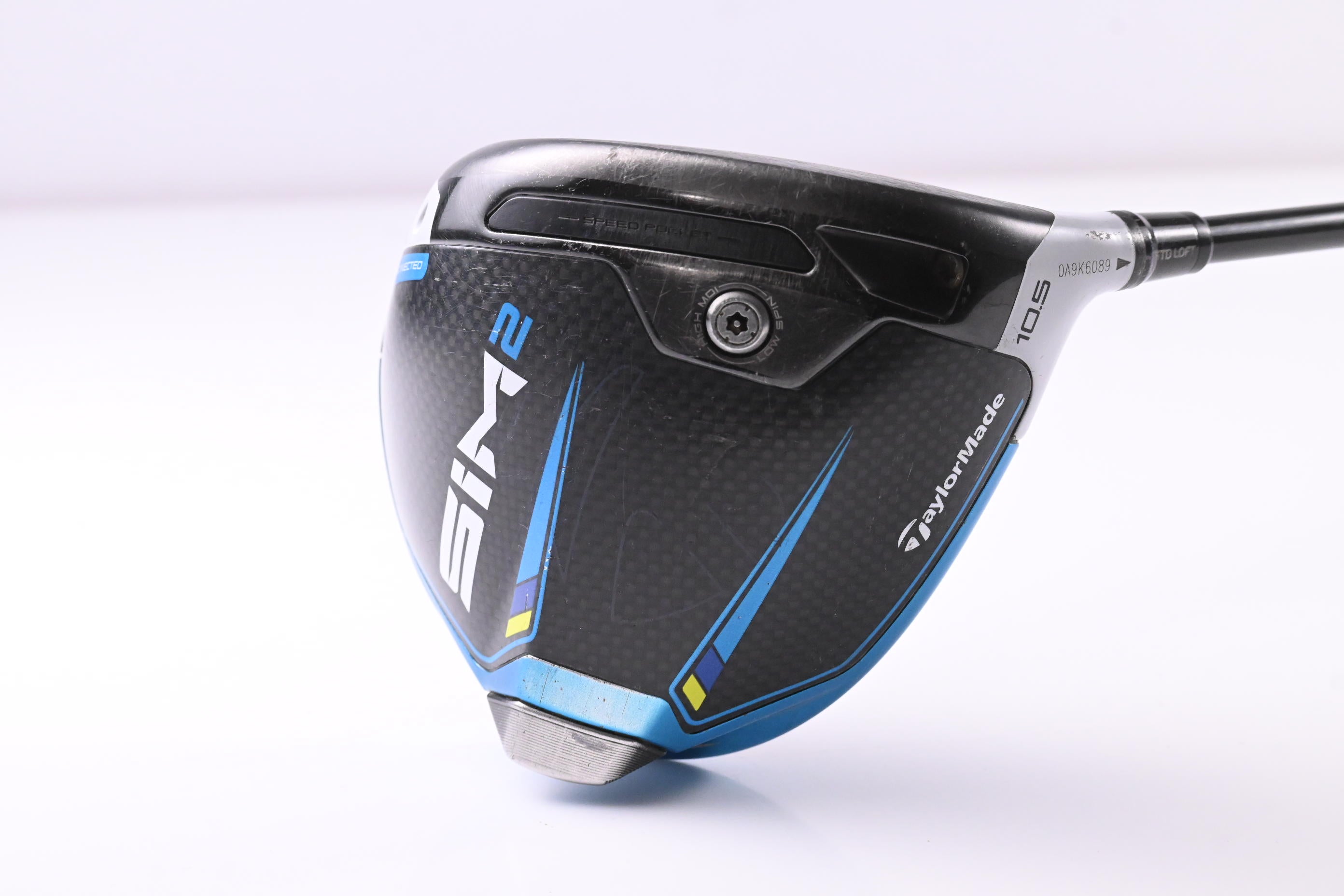 Taylormade SIM2 Driver / 10.5 Degree / Stiff Flex HZRDUS Smoke RDX Black 70