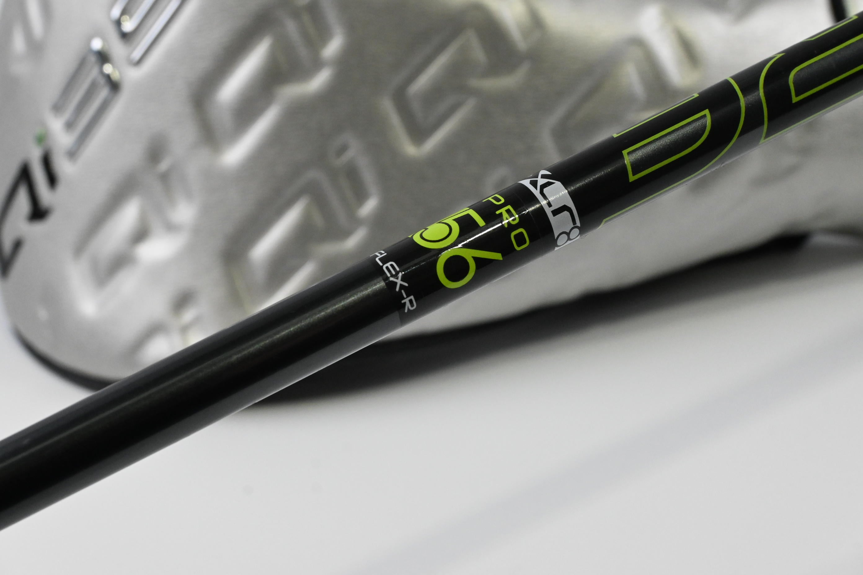 Taylormade Qi35 Max Lite Driver / 12 Degree / Regular Flex Fujikura Pro 56 XLR8