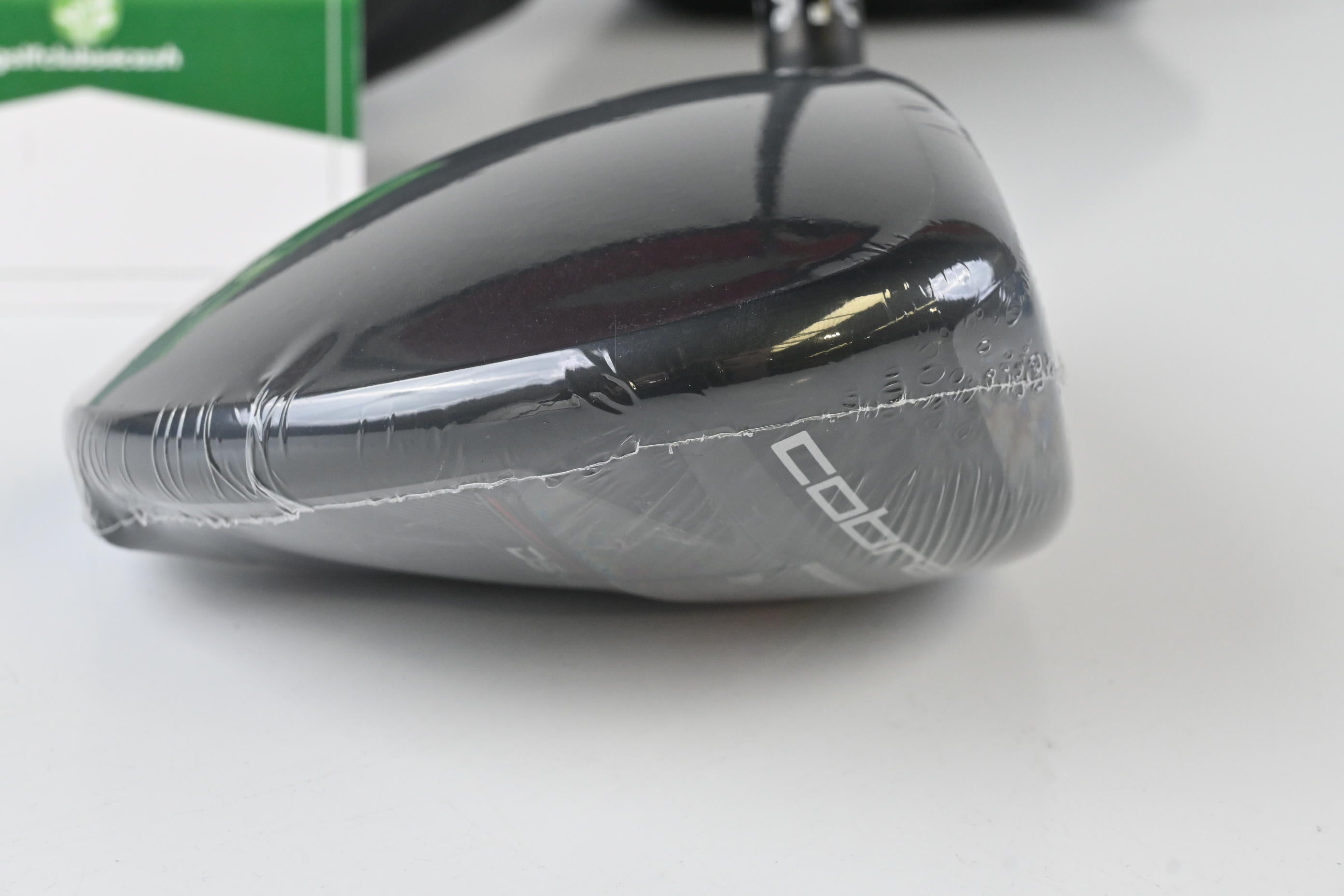 Cobra DS-Adapt MAX-D Driver / 12 Degree / Regular Flex Vanquish 4 Shaft