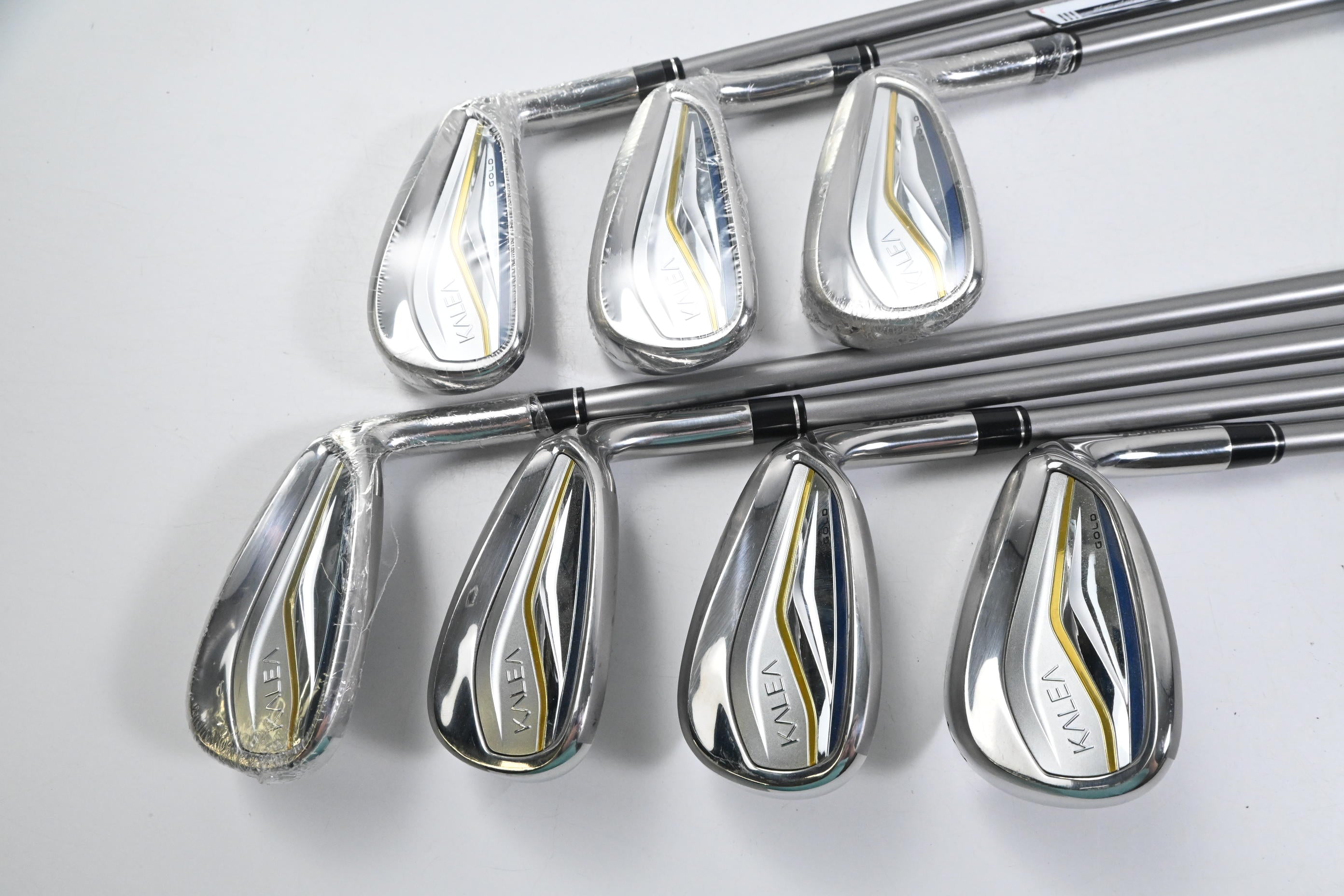 Ladies Taylormade Kalea Gold Irons / 6-PW+GW+SW / Ladies Flex Kalea Shafts