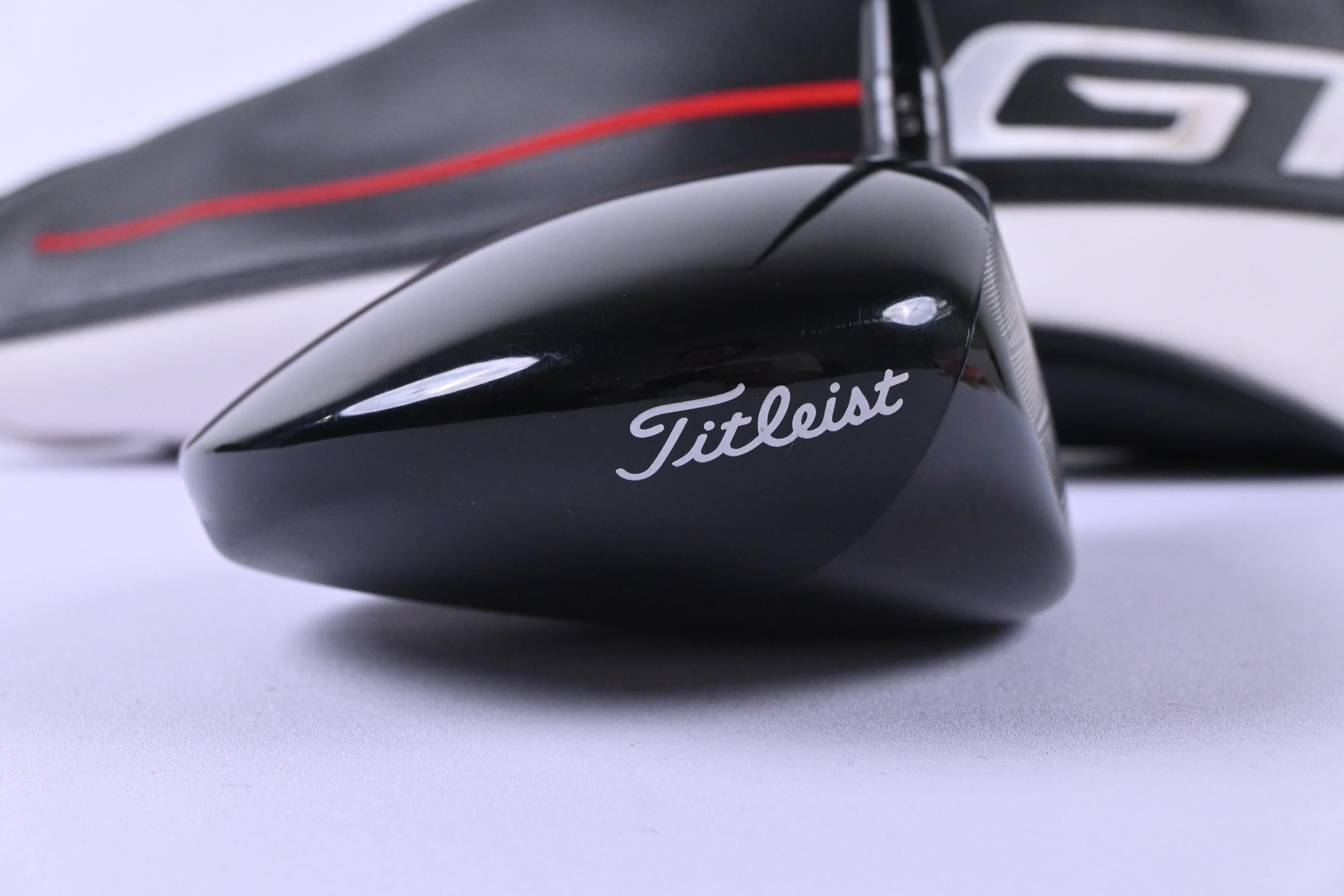 Titleist GT2 Driver / 9 Degree / Stiff Flex HZRDUS Gen5 Black 60 Shaft