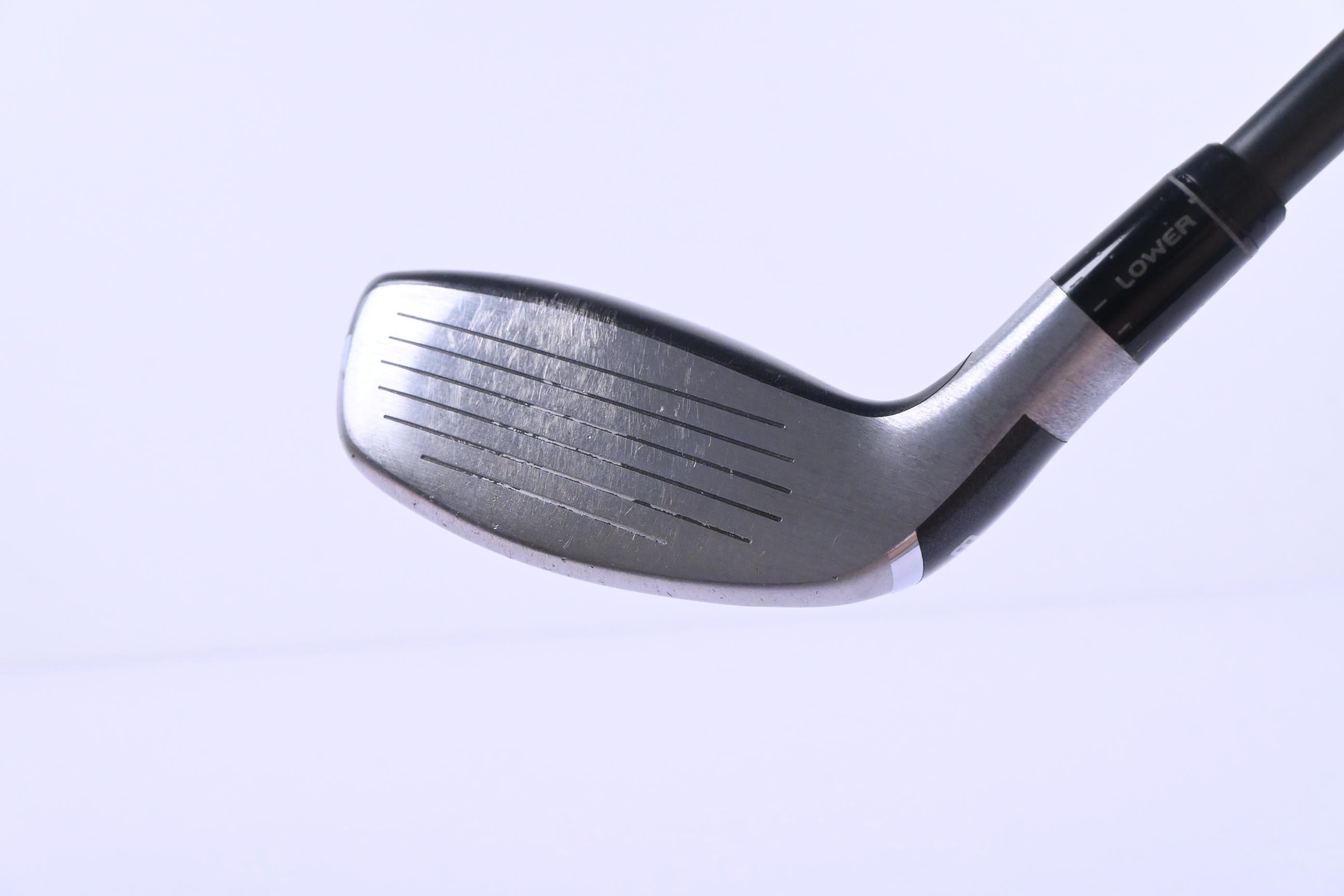Taylormade SLDR #3 Hybrid / 19 Degree / Stiff Flex Fujikura Speeder 82h Shaft