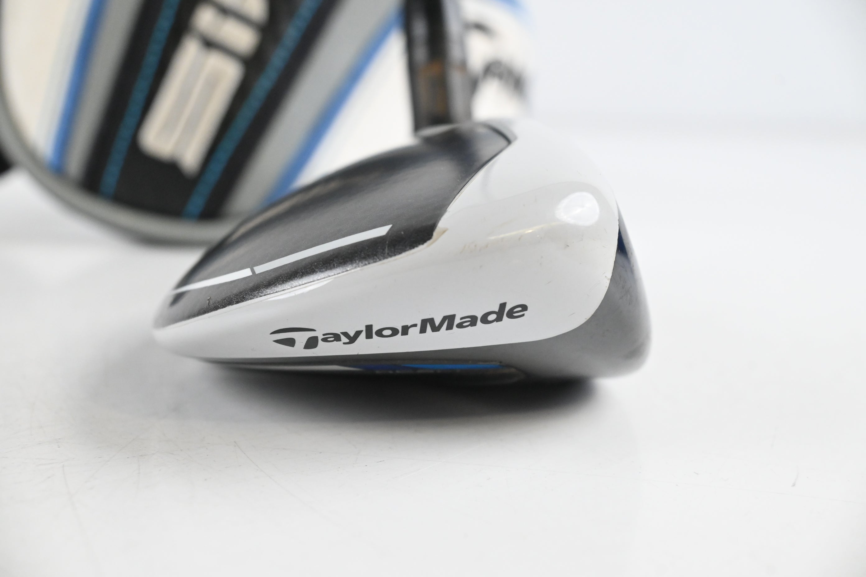 Taylormade SIM Max #3 Hybrid / 19 Degree / Regular Flex Ventus Blue 6 Shaft