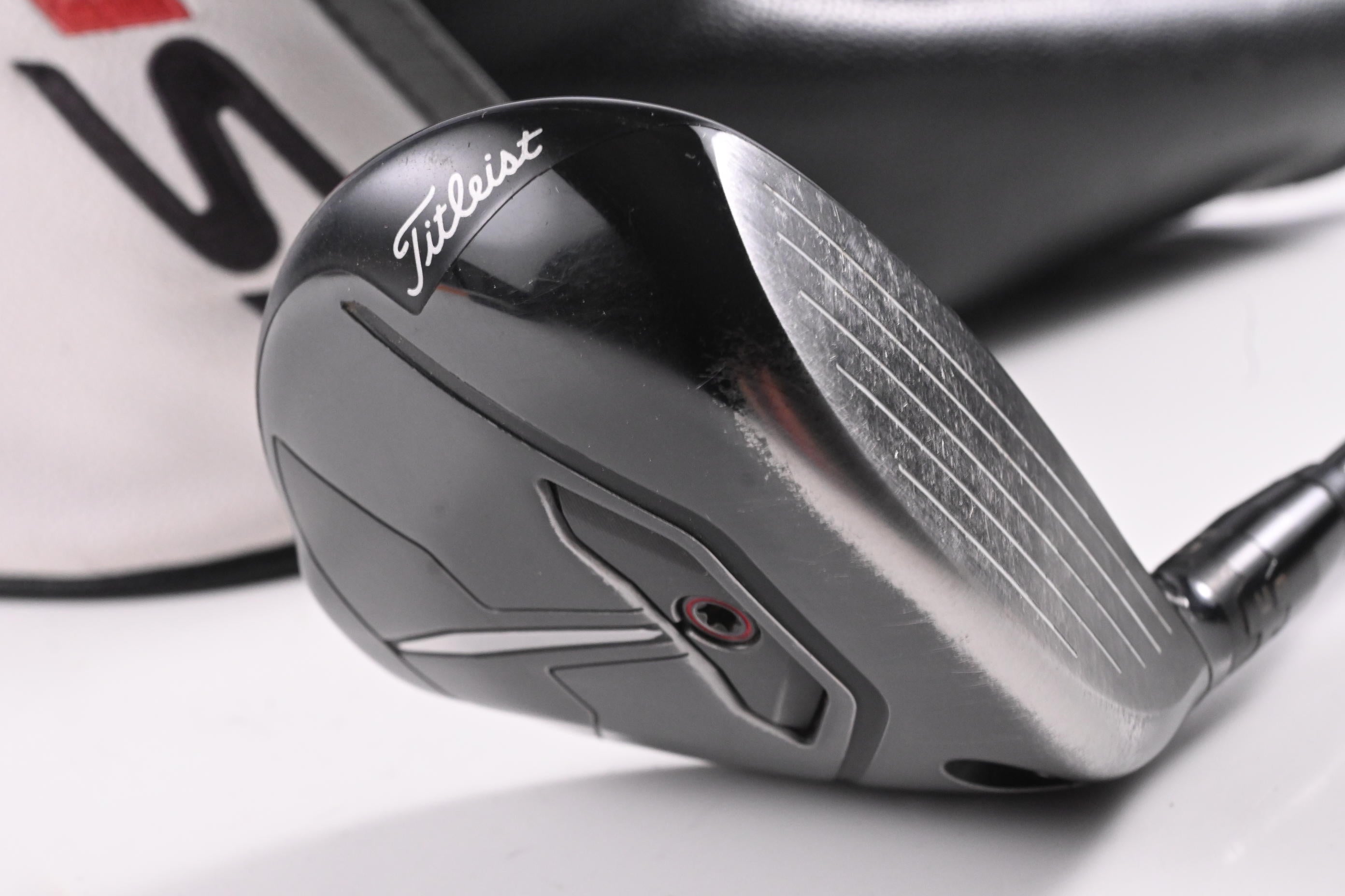 Titleist TSR2 #5 Wood / 18 Degree / Regular Flex Tensei AV Blue 65 Shaft