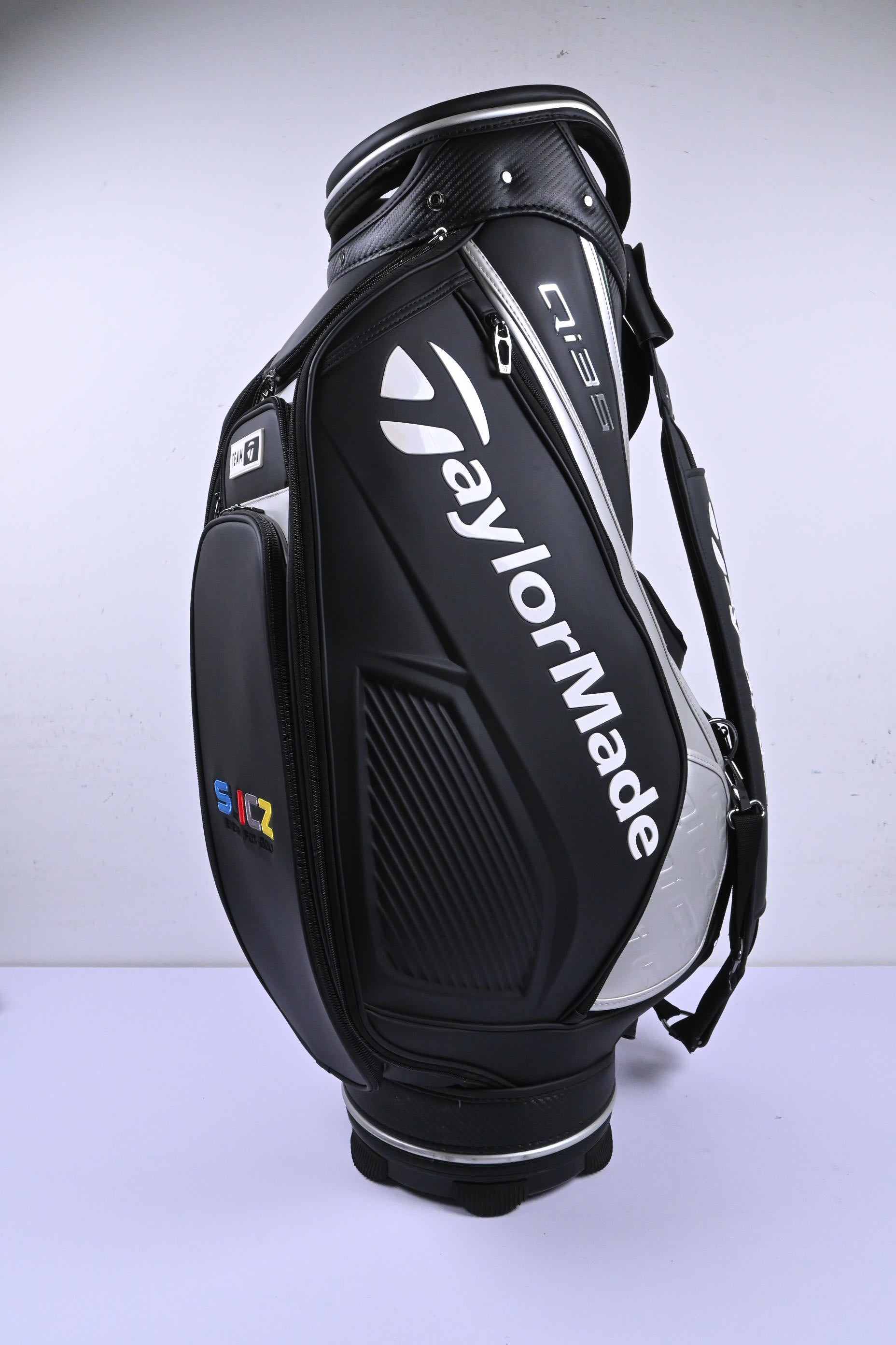 Taylormade Qi35 Tour Bag / 6-Way Divider / Black & Silver