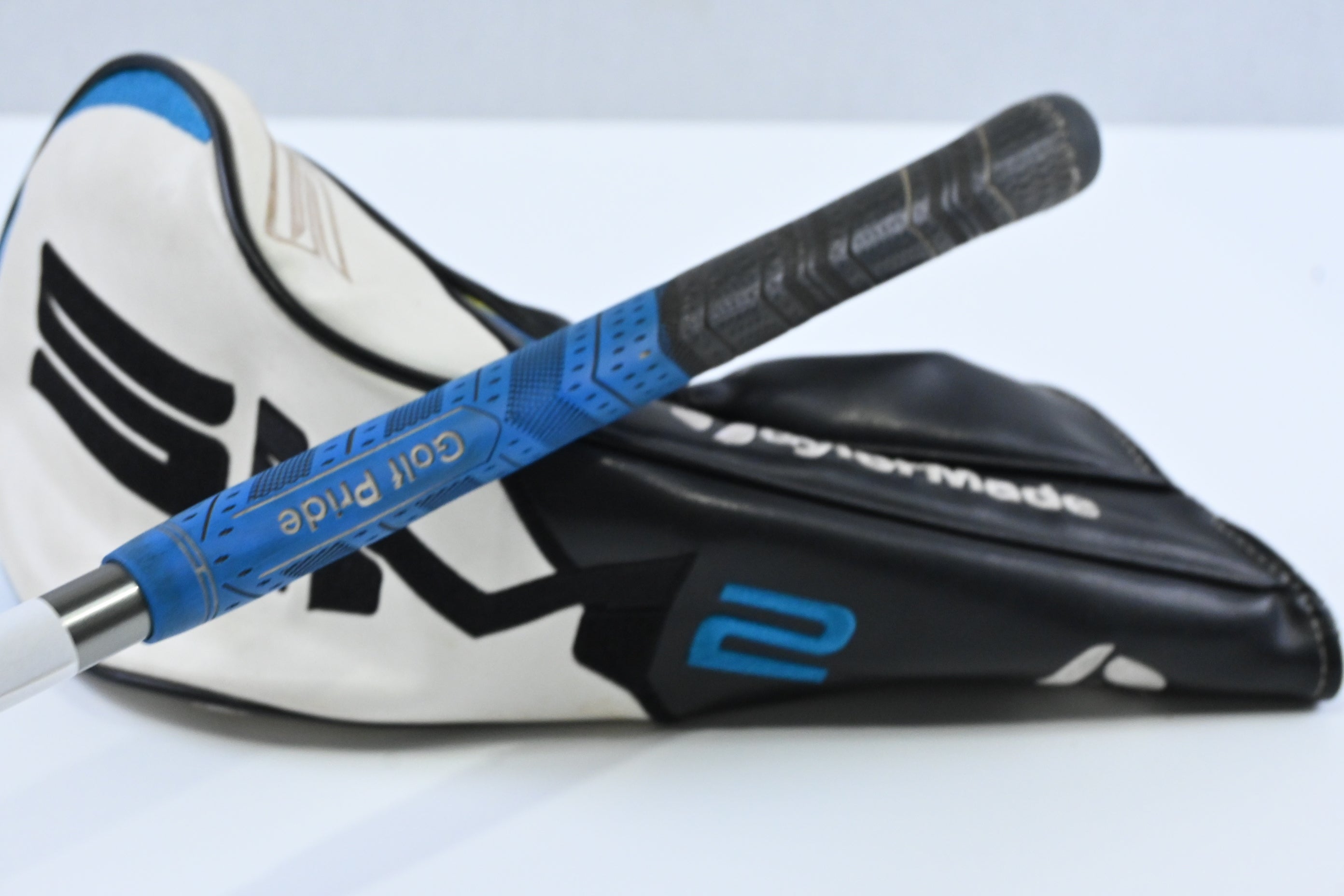 Taylormade SIM Max Driver / 10.5 Degree / Senior Flex UST Helium 4