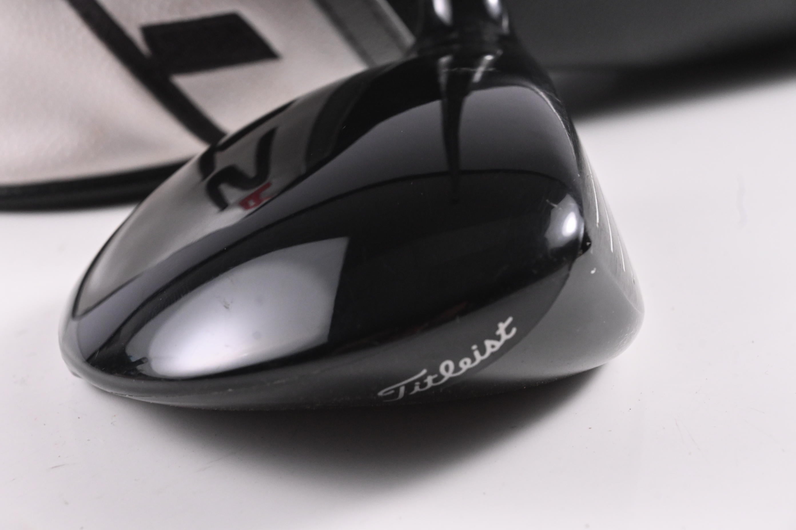 Titleist TSR2 #5 Wood / 18 Degree / Regular Flex Tensei AV Blue 65 Shaft