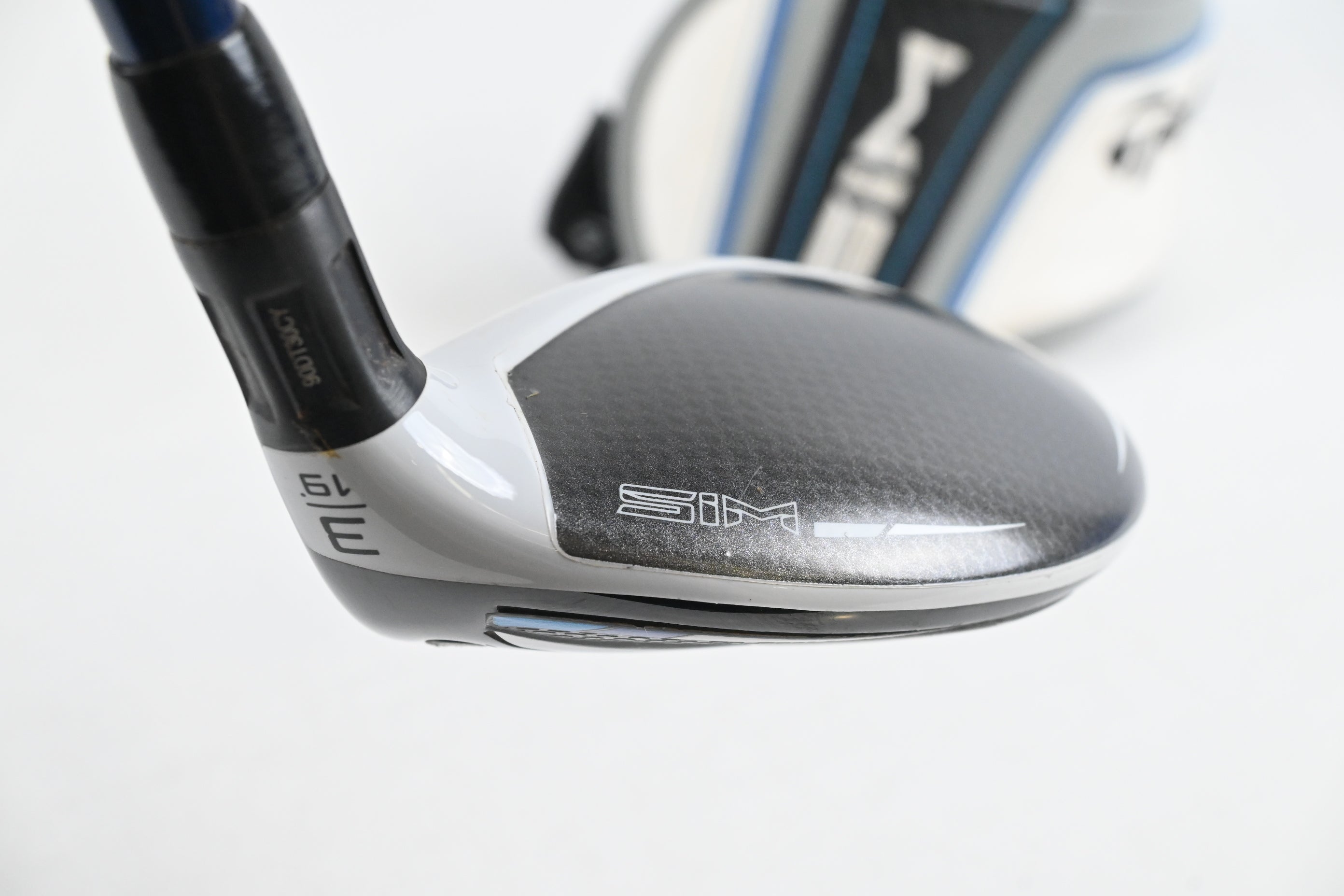 Taylormade SIM Max #3 Hybrid / 19 Degree / Regular Flex Ventus Blue 6 Shaft