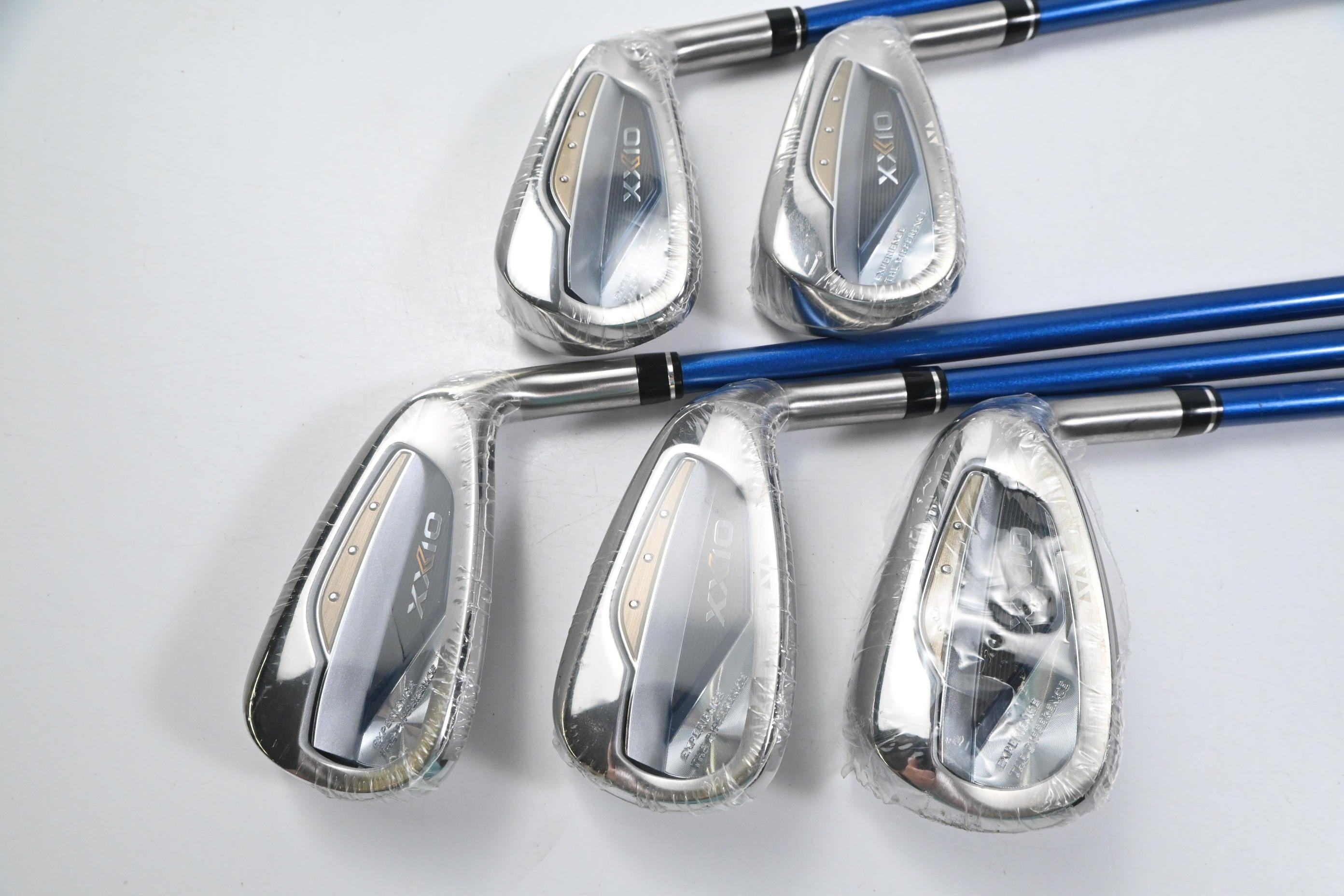 XXIO 13 Irons / 6-PW / Regular Flex XXI) MP1300 Shafts