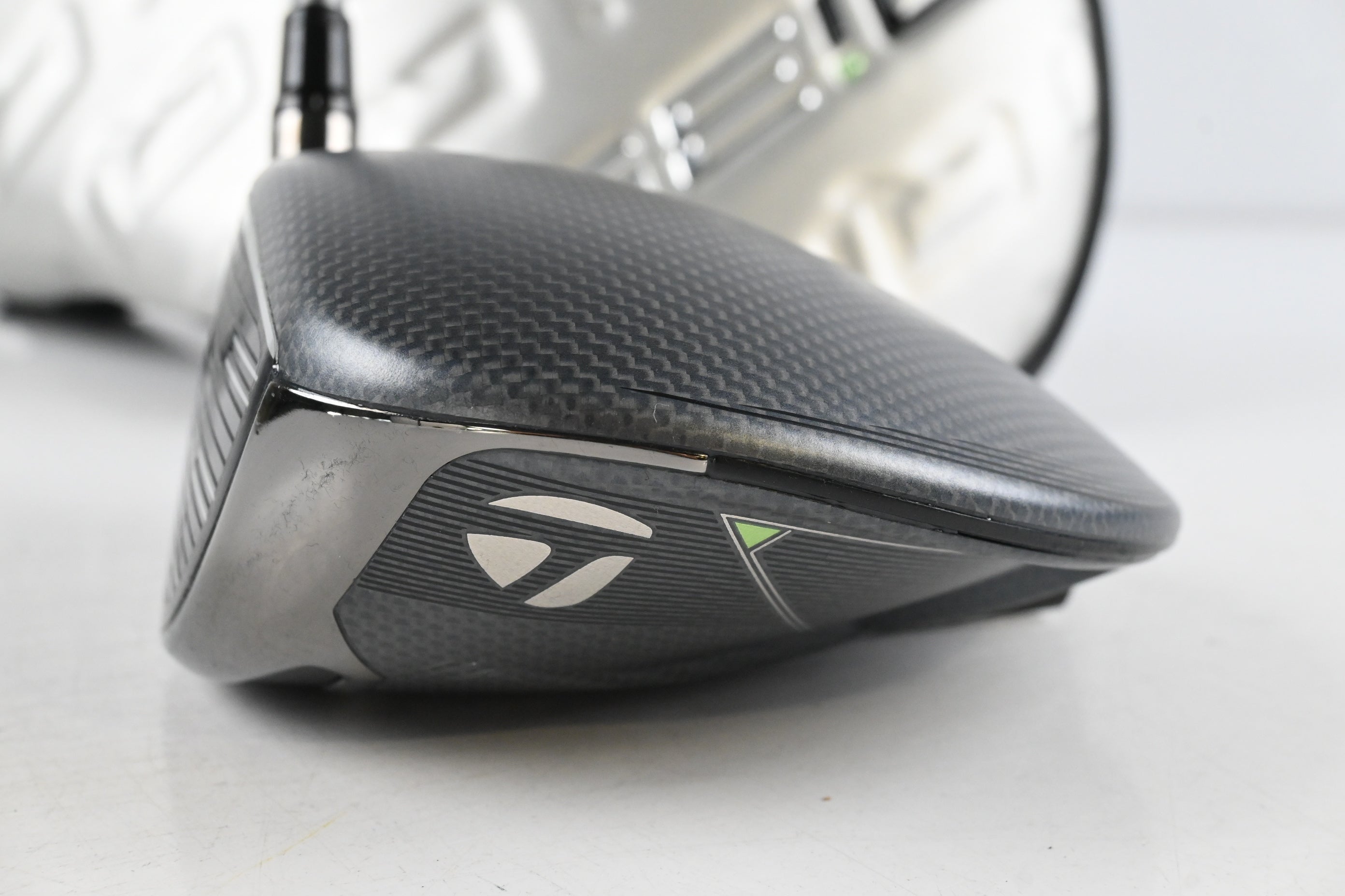 Left Hand Taylormade Qi35 Driver / 10.5 Degree / Regular Flex Air Speeder 50