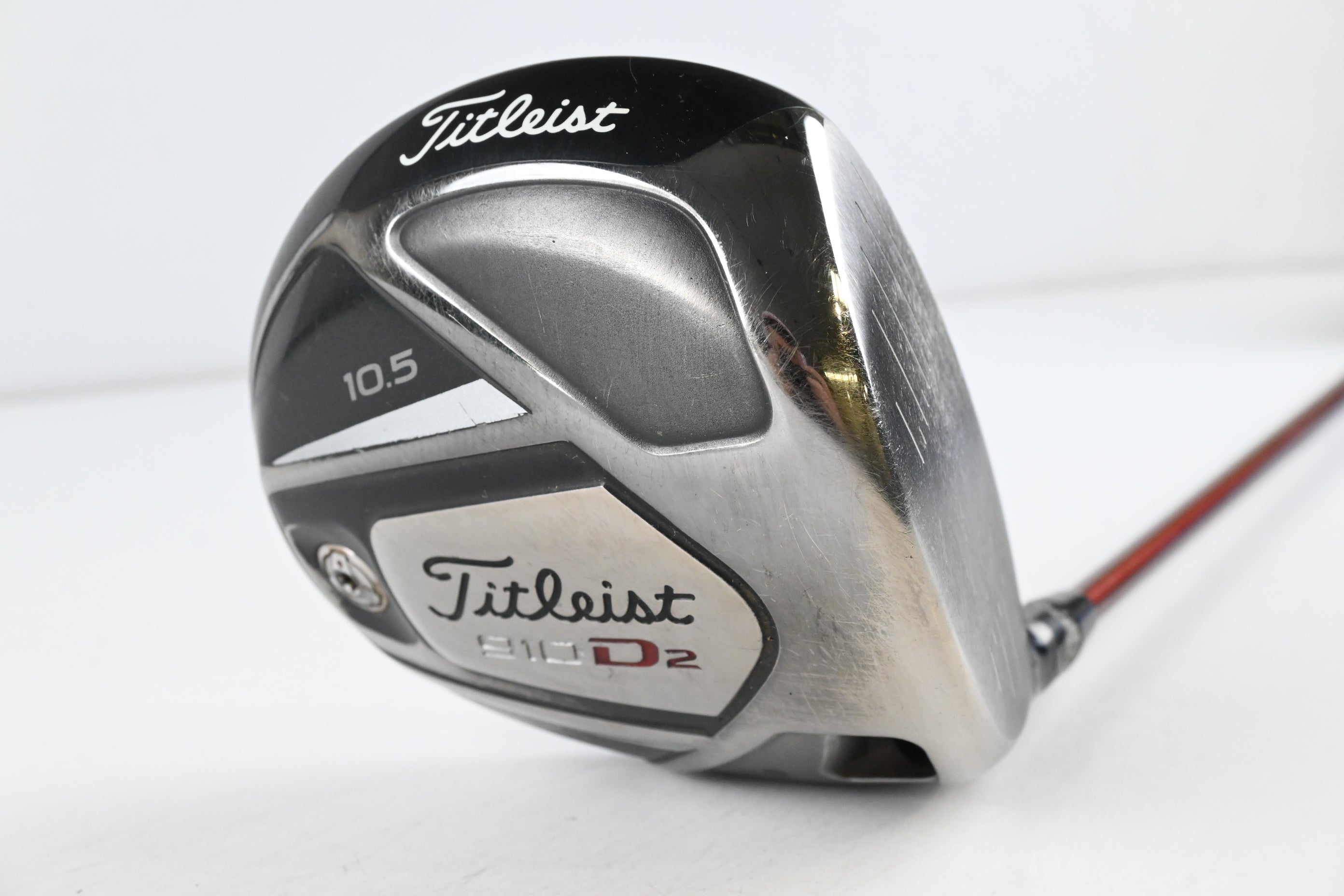 Titleist 910 D2 Driver / 10.5 Degree / Regular Flex Diamana 'illima 61 Shaft