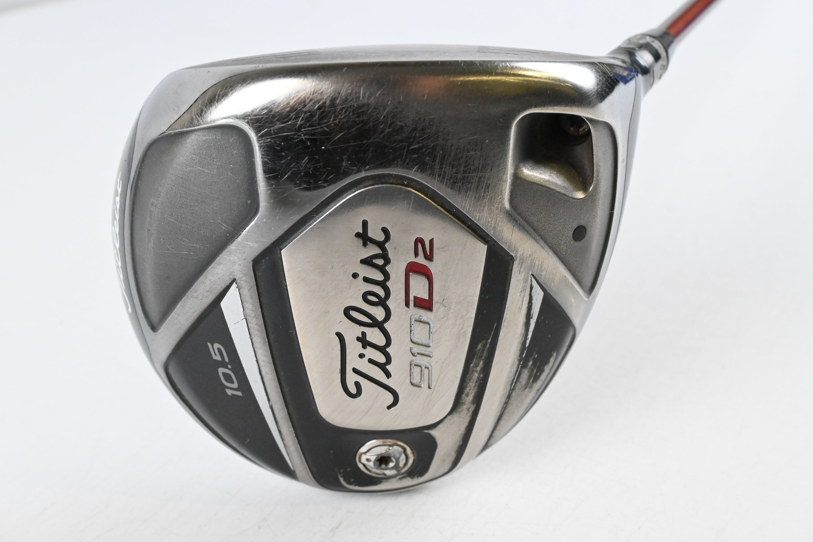 Titleist 910 D2 Driver / 10.5 Degree / Regular Flex Diamana 'illima 61 Shaft