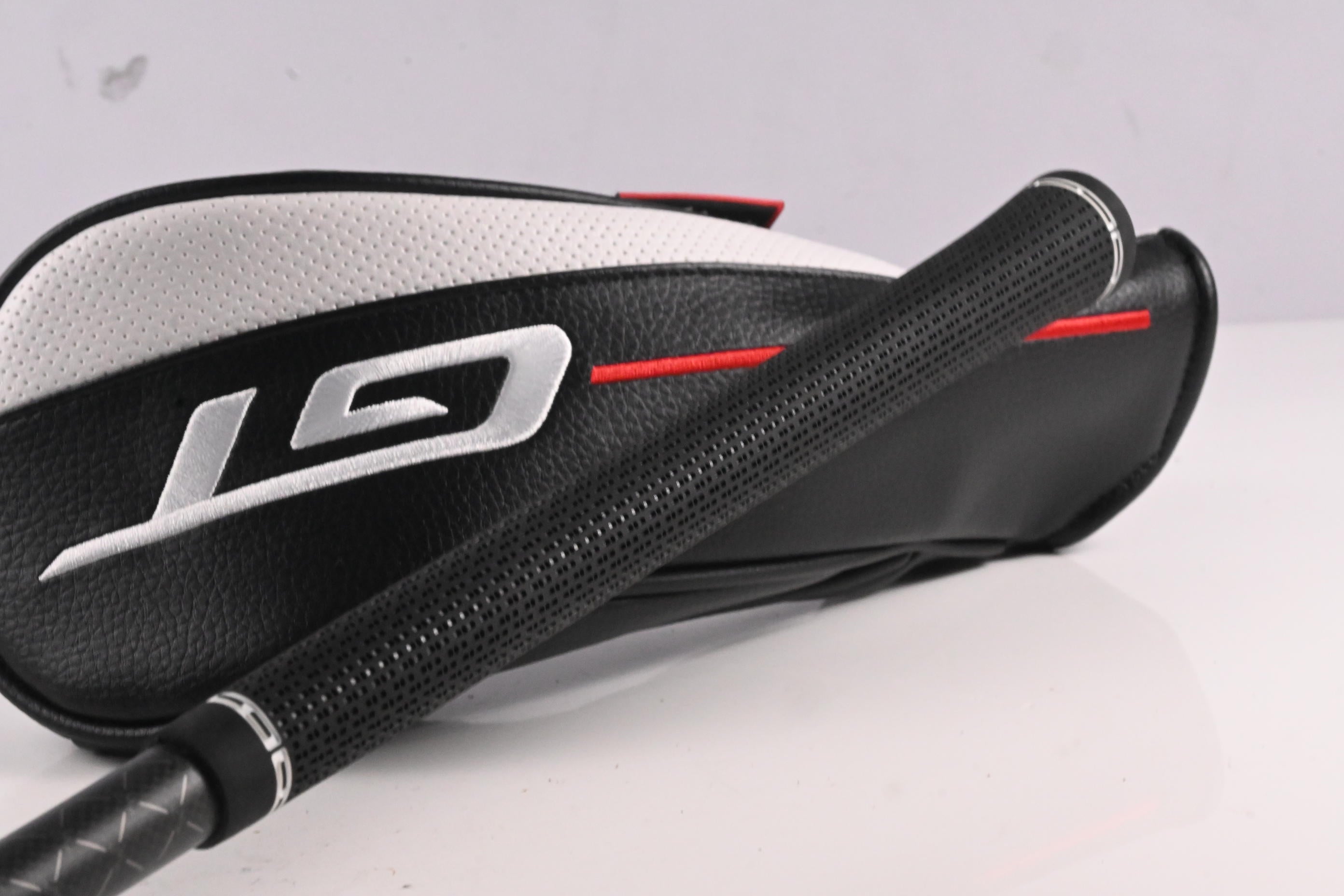 Titleist GT2 #5 Wood / 18 Degree / Regular Flex Tensei 1K Blue 65 Shaft
