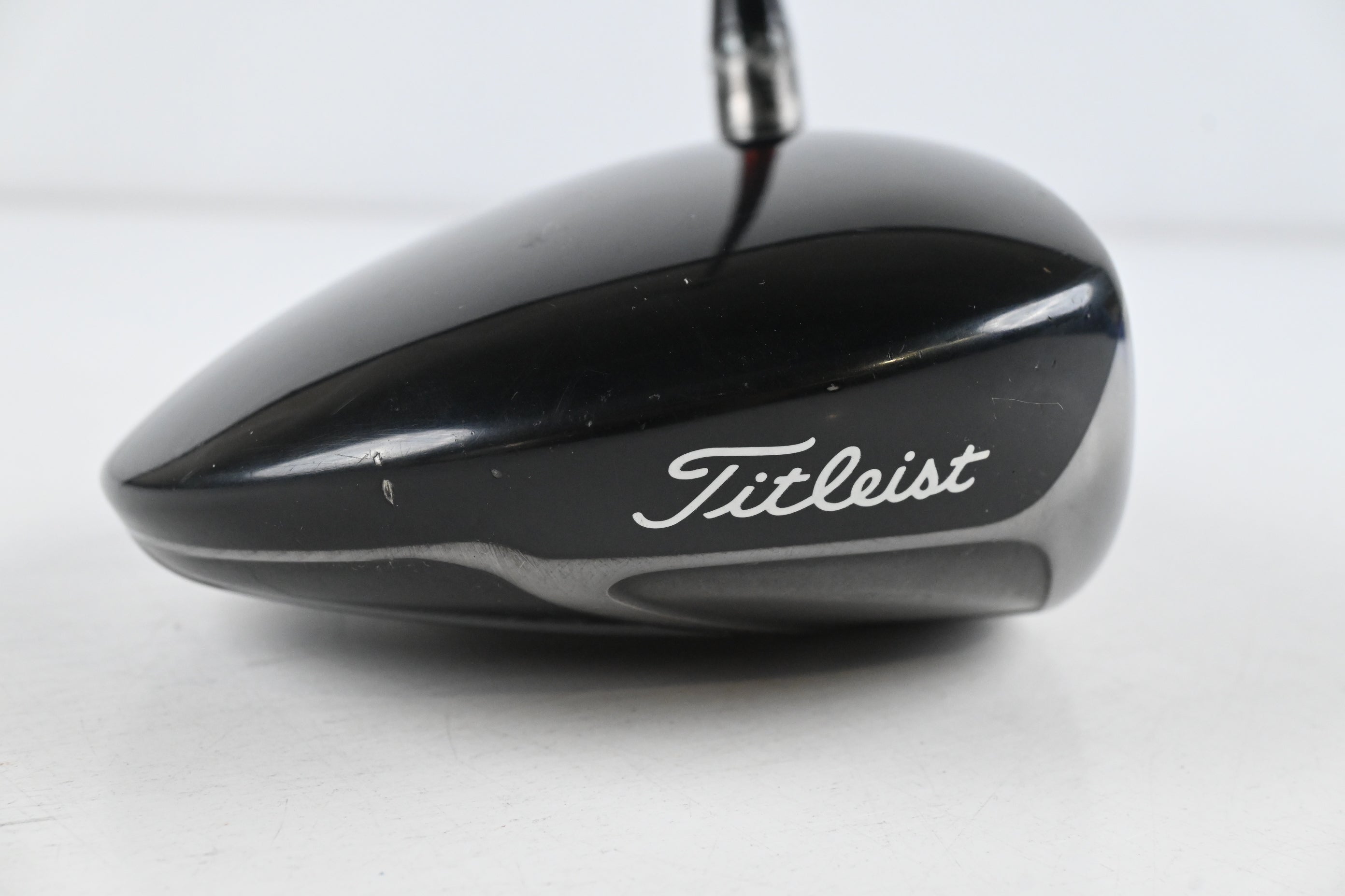 Titleist 910 D2 Driver / 10.5 Degree / Regular Flex Diamana 'illima 61 Shaft