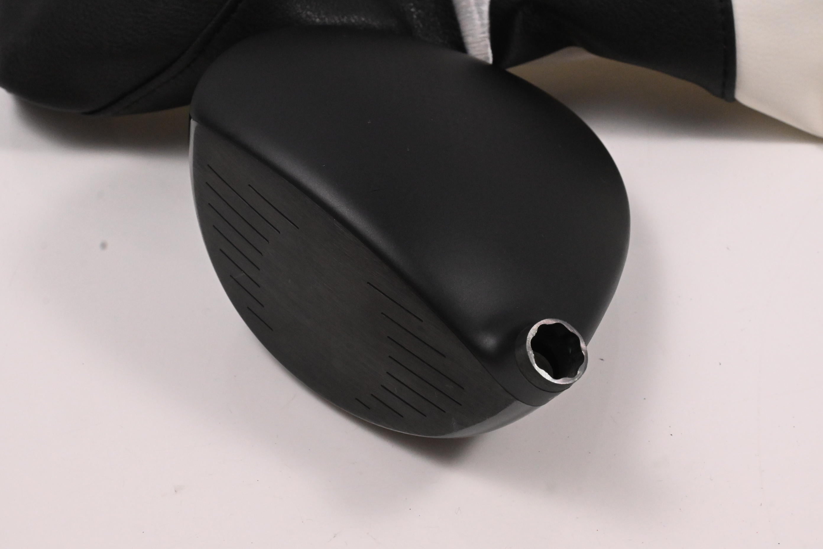 Takomo IIGNIS D1 Driver / 9 Degree / Head Only