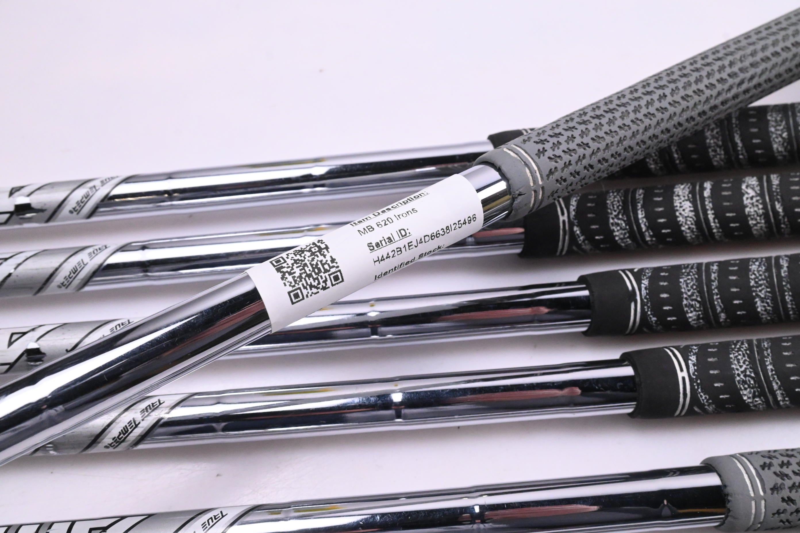 Titleist MB 620 Irons / 4-PW / X-Flex AMT Tour White X100 Shafts