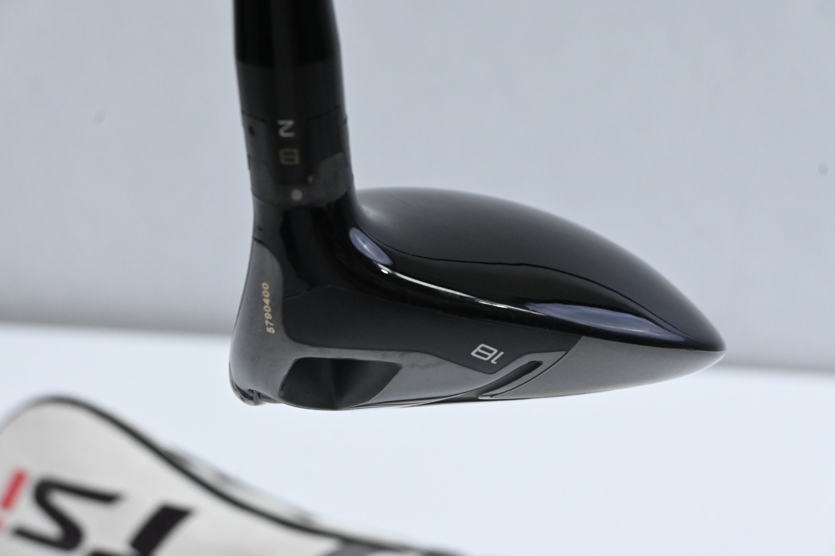 Titleist TSi2 #5 Wood / 18 Degree / Regular Flex Kuro Kage Black 55 Shaft