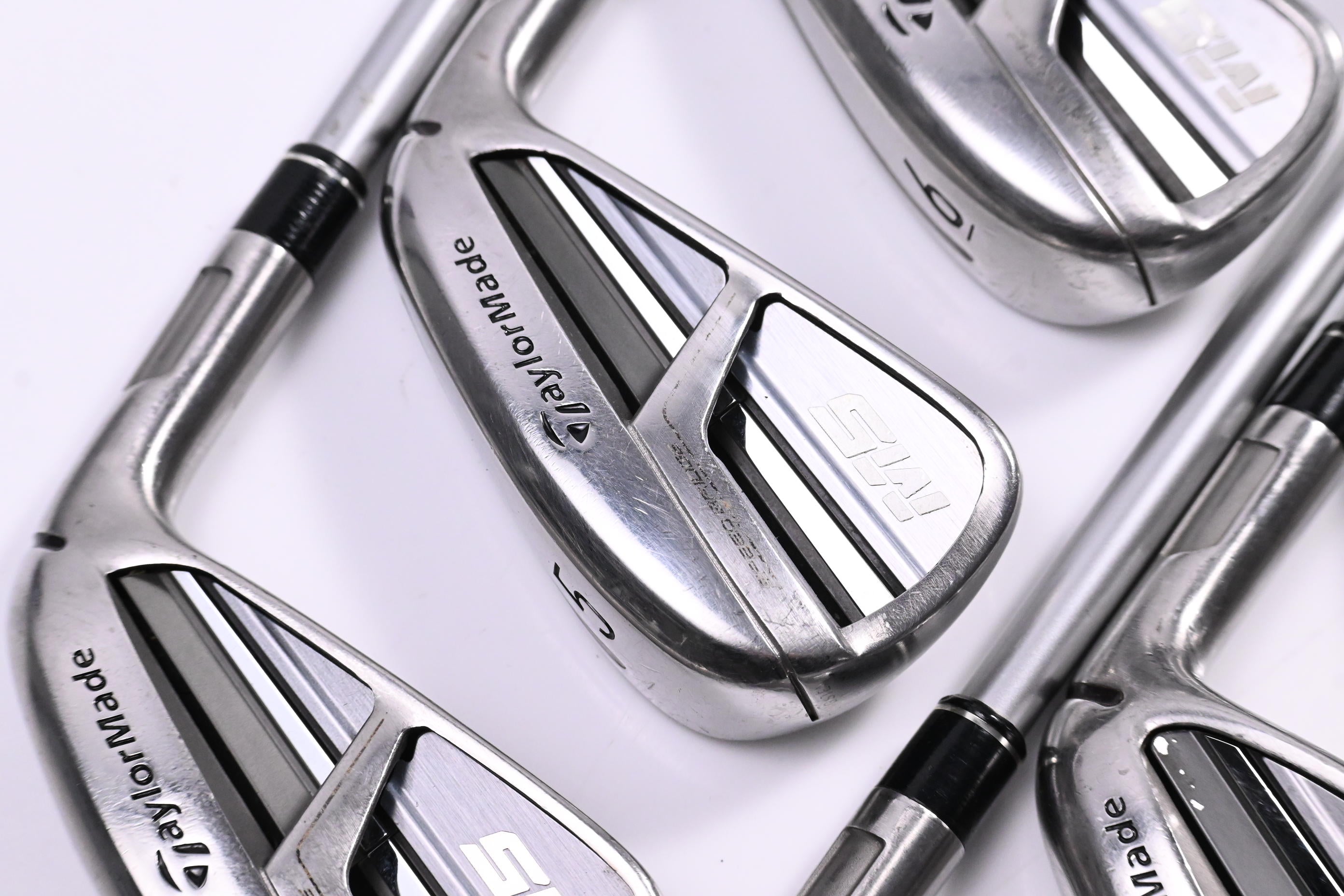 Taylormade M5 Irons / 4-PW+GW / Regular Flex Tensei CK Red 70 Shafts