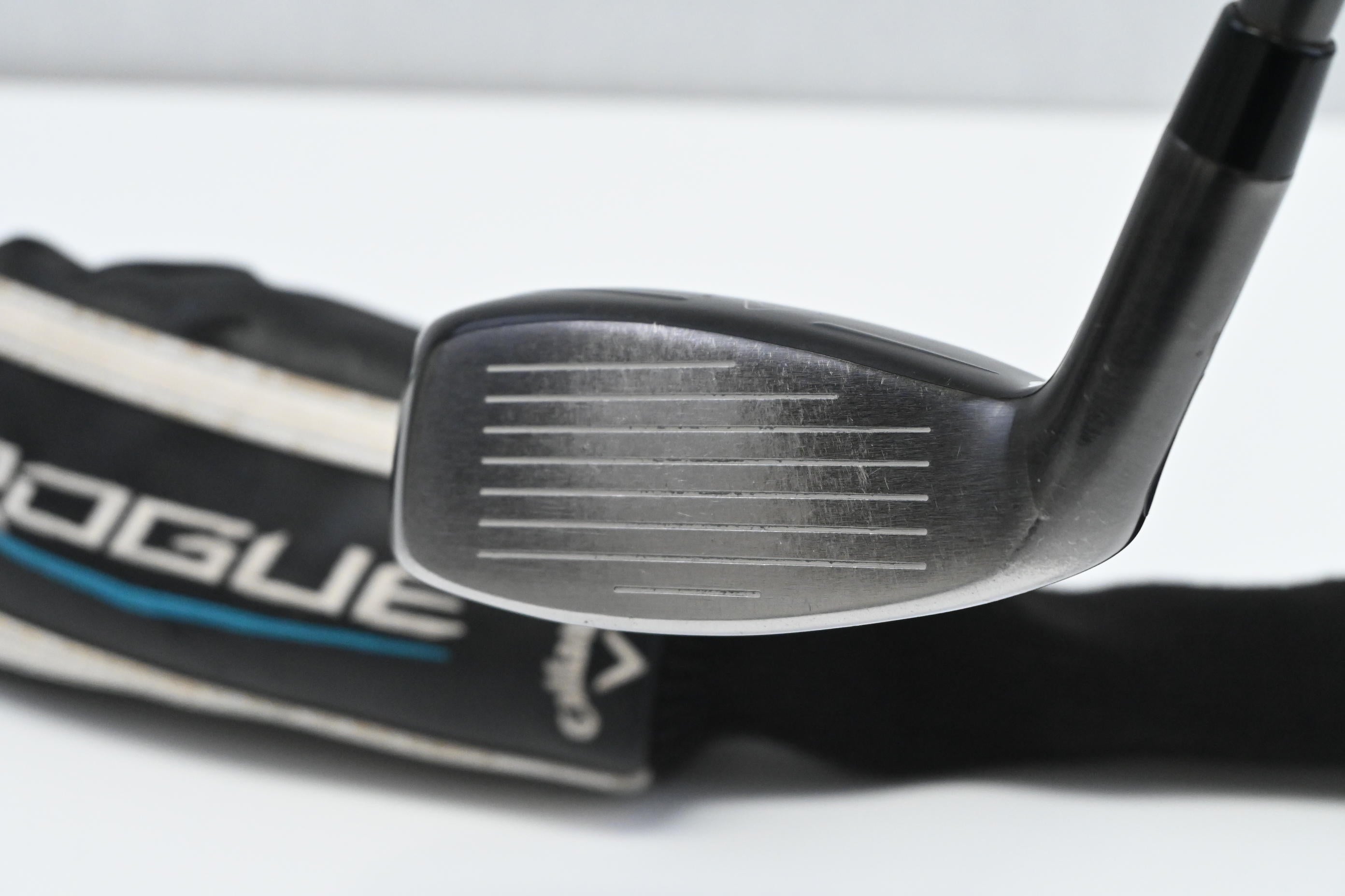 Callaway Rogue #4 Hybrid / 21 Degree / Regular Flex Aldila Synergy 60 Shaft