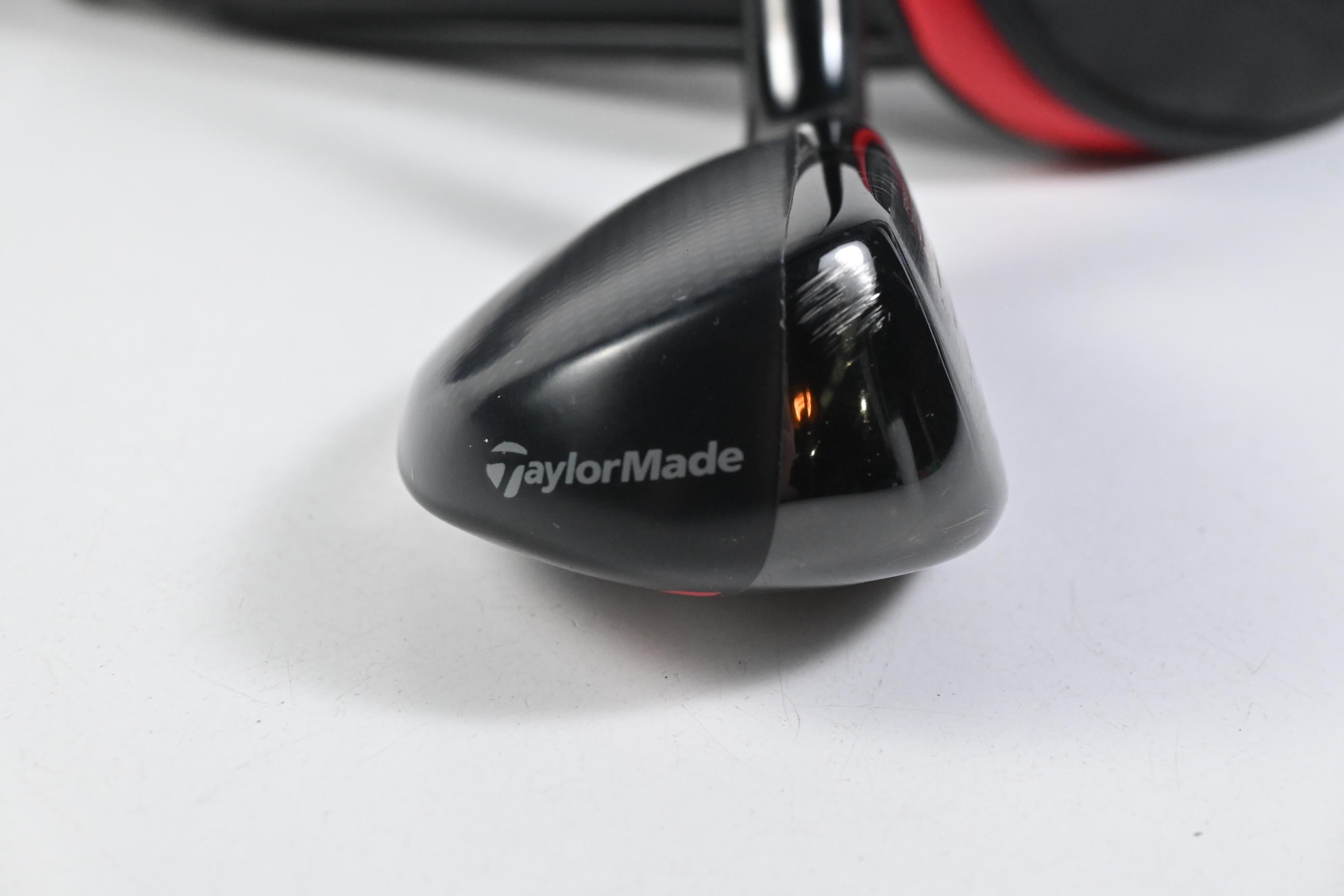 Taylormade Stealth Plus #3 Hybrid / 19.5 Degree / Stiff Flex Hzrdus Smoke Red 80