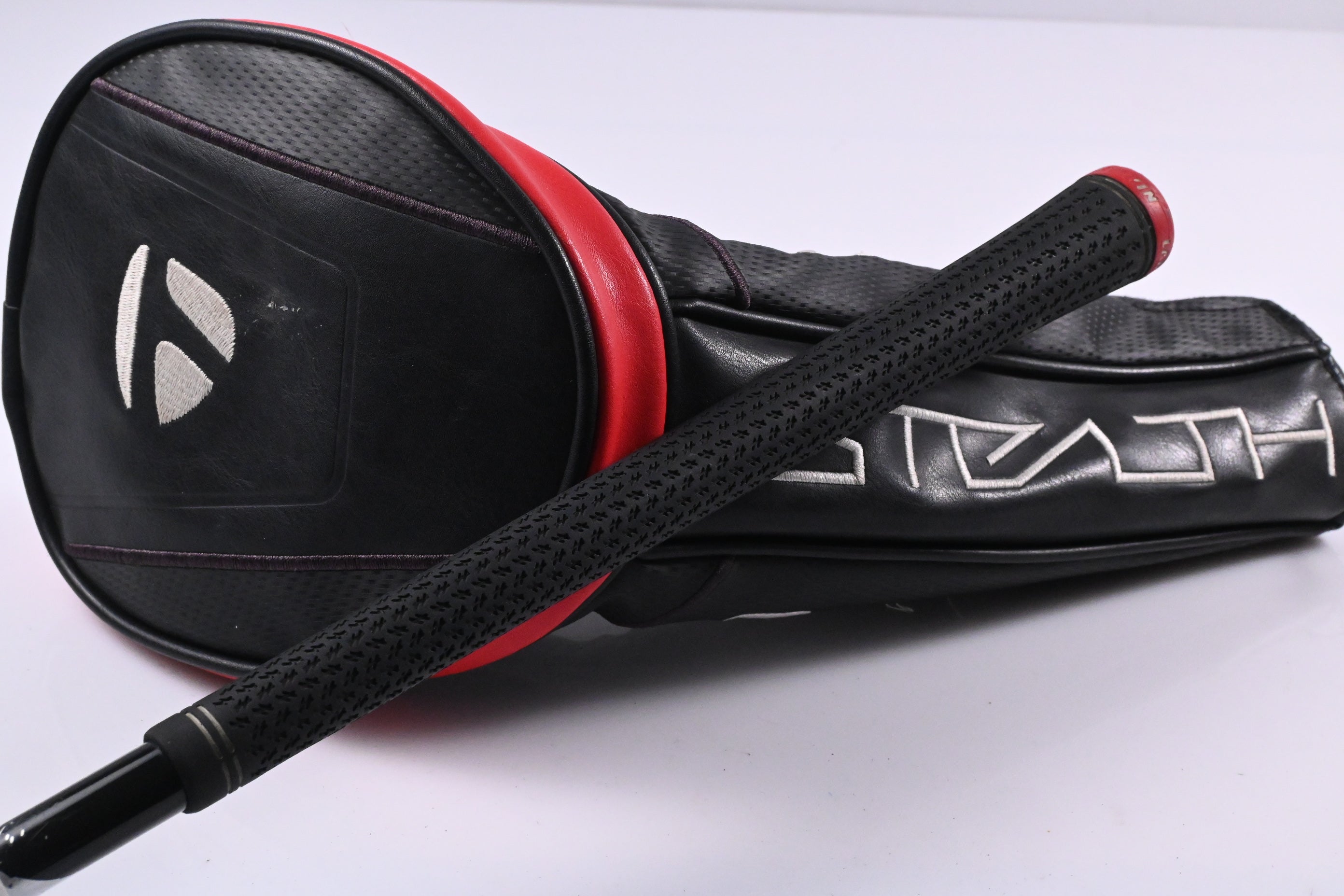 Taylormade Stealth Plus Driver / 9 Degree / Stiff Flex Kai'li White 60 Shaft