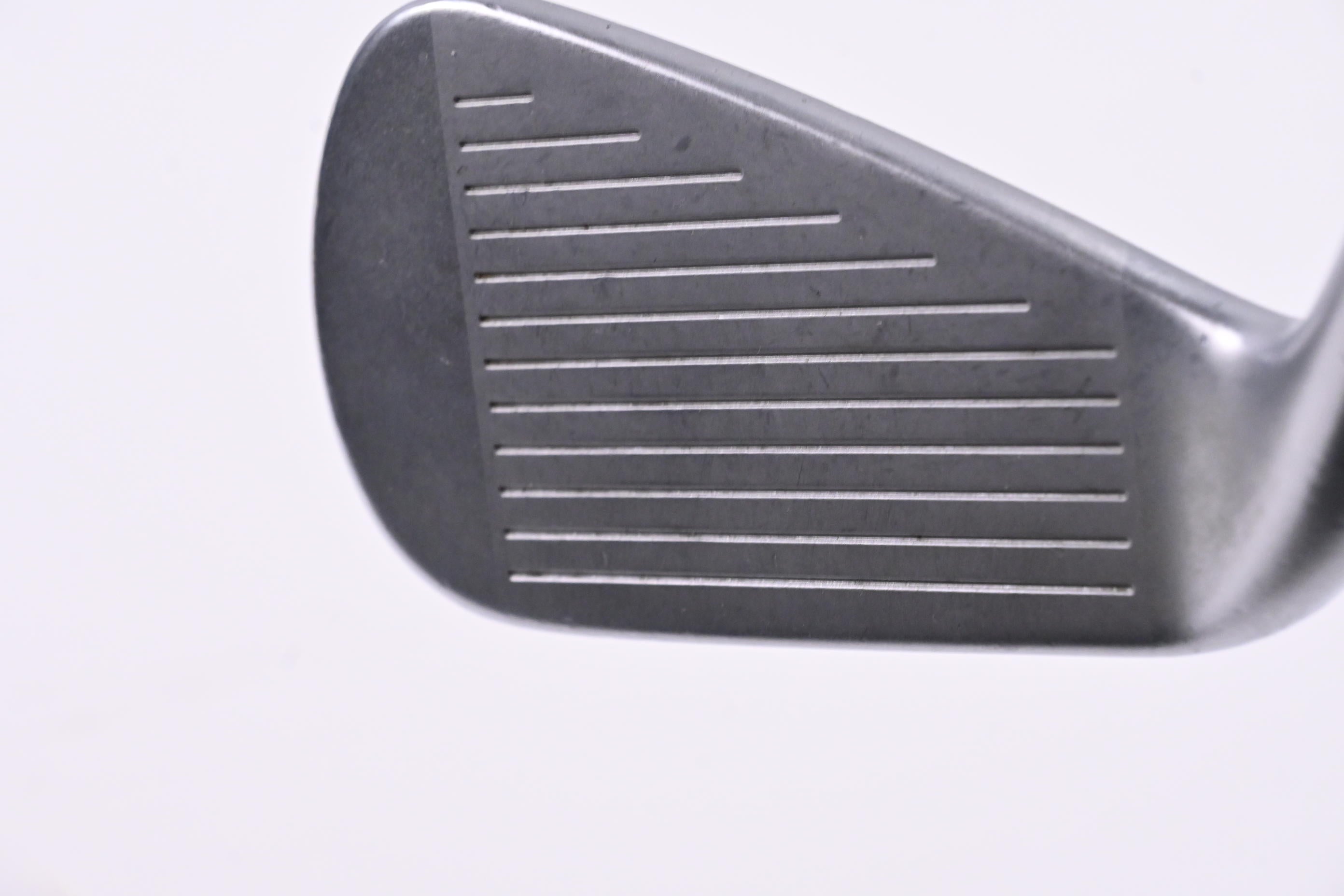 Mizuno JPX 900 Forged #4 Iron / 21 Degree / Regular Flex Project X LZ 70 Shaft