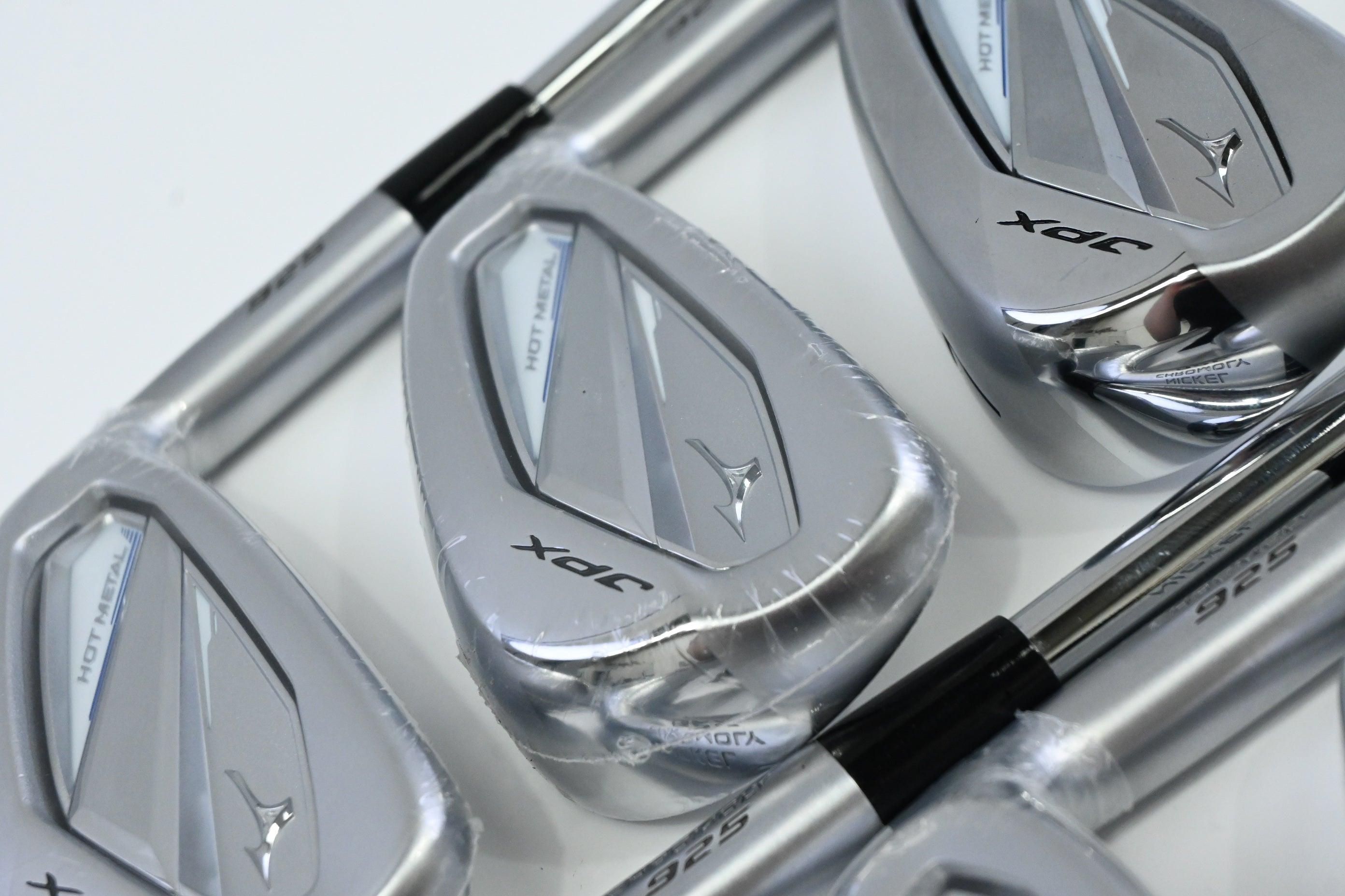 Mizuno JPX 925 Hot Metal Irons / 5-PW / Regular Flex KBS Tour Lite Shafts
