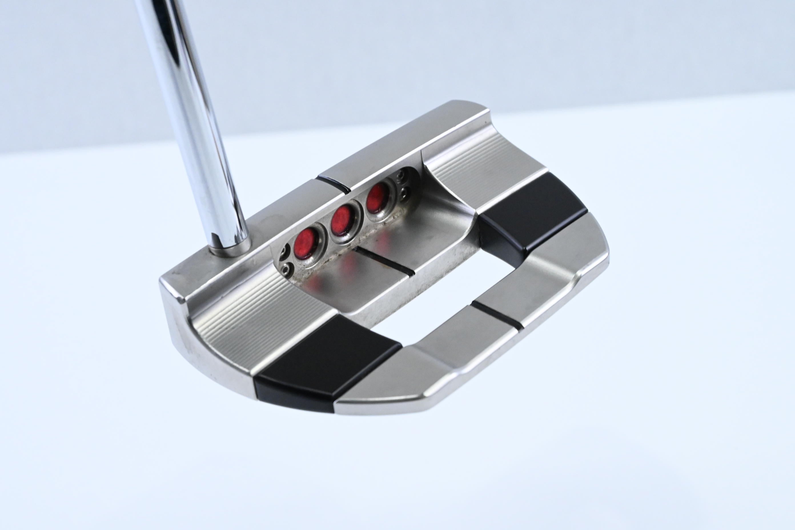 Scotty Cameron 2025 Studio Style Fastback Putter / 36 Inch