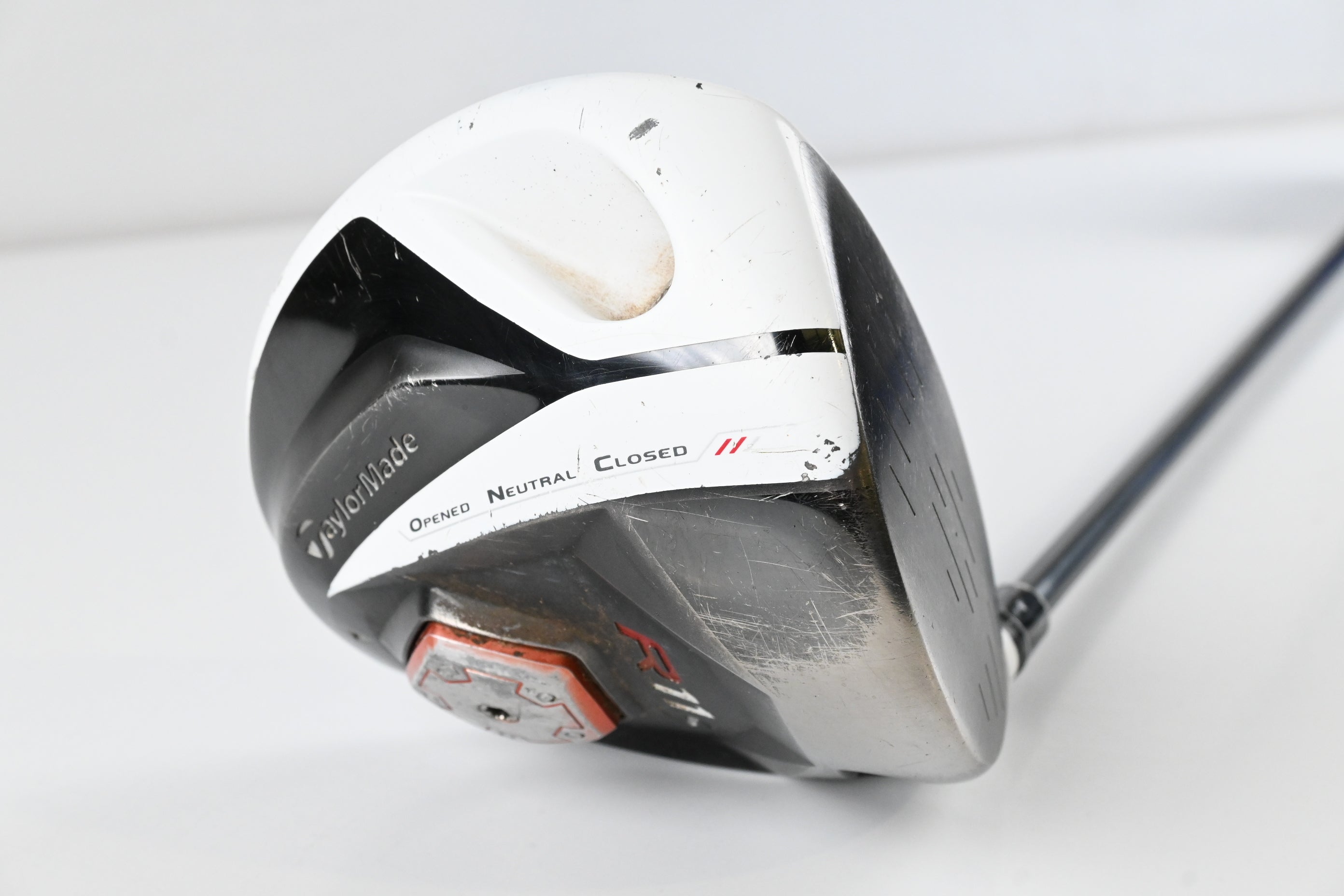 Taylormade R11S Driver / 10.5 Degree / Regular Flex Aldila RIP Phenom 60