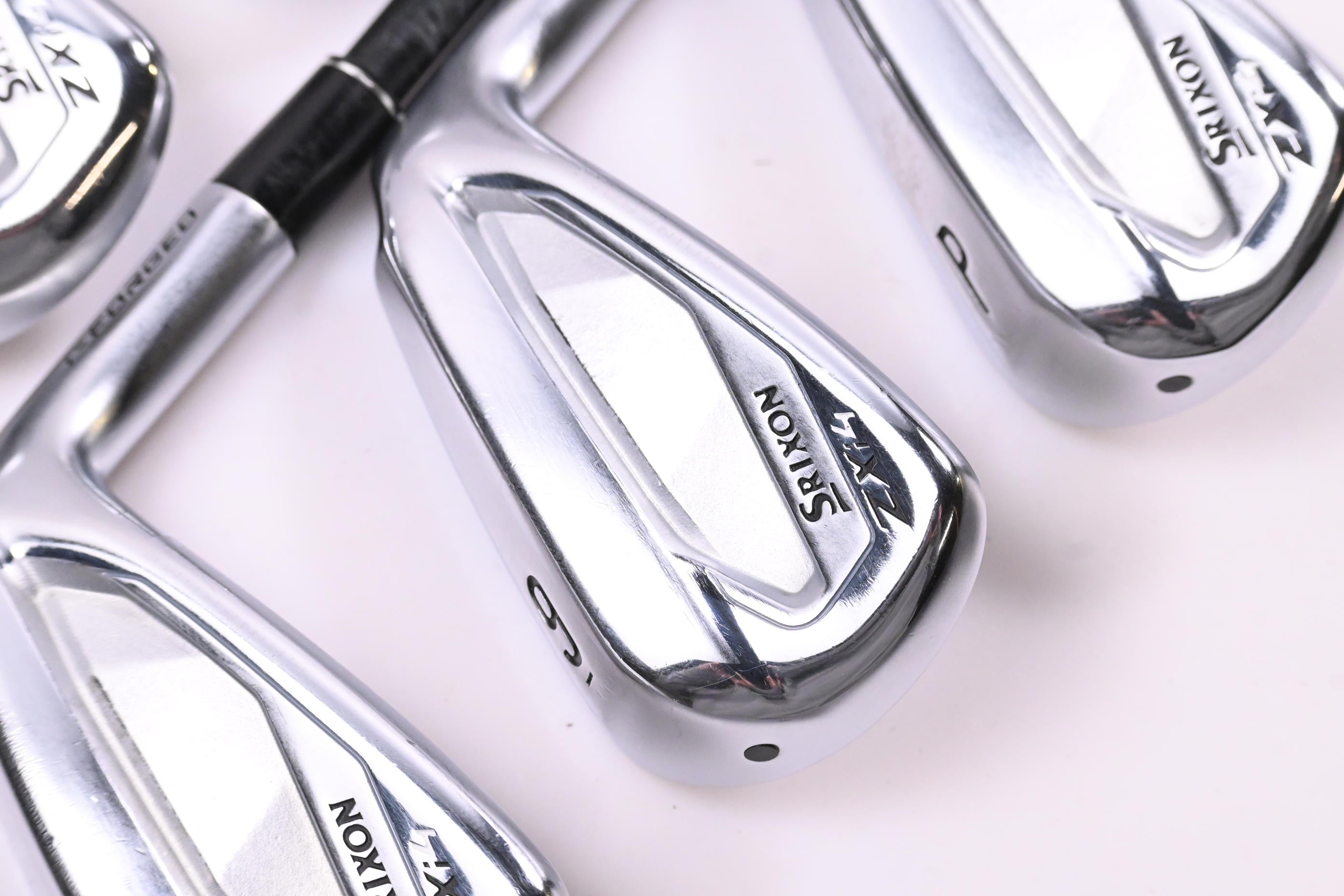 Srixon ZXi4 Irons / 6-PW / Regular Flex KBS TGI 60 Shafts