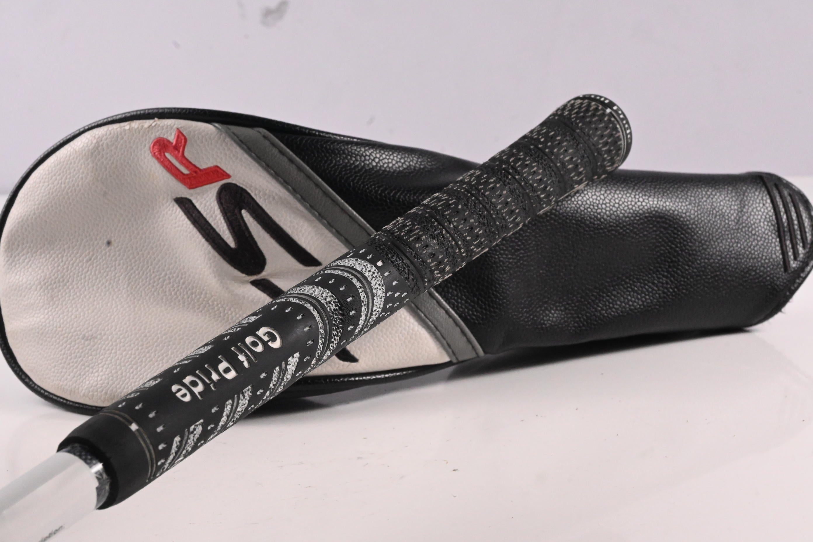 Titleist TSR3 #3 Wood / 15 Degree / Stiff Flex Tensei AV Blue 65 Shaft