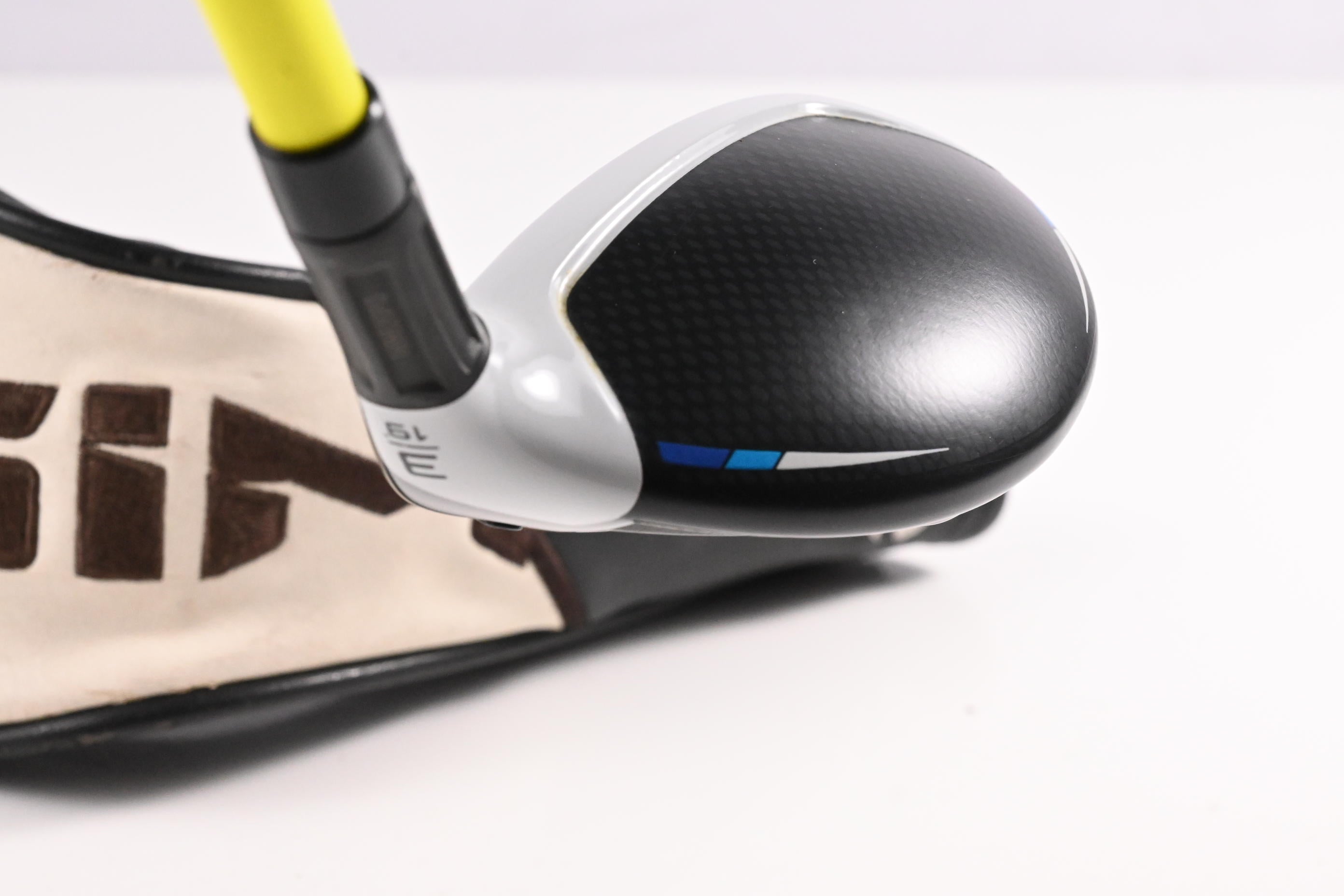 Taylormade SIM2 Max #3 Hybrid / 19 Degree / Stiff Flex UST Proforce V2 85 Shaft