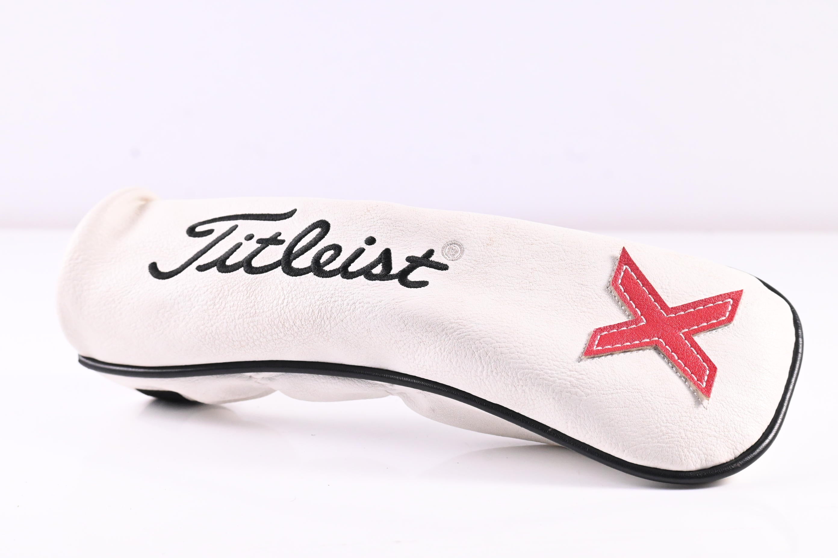 Titleist GT2 #5 Hybrid / 24 Degree / Stiff Flex Accra GX Green 200H Shaft