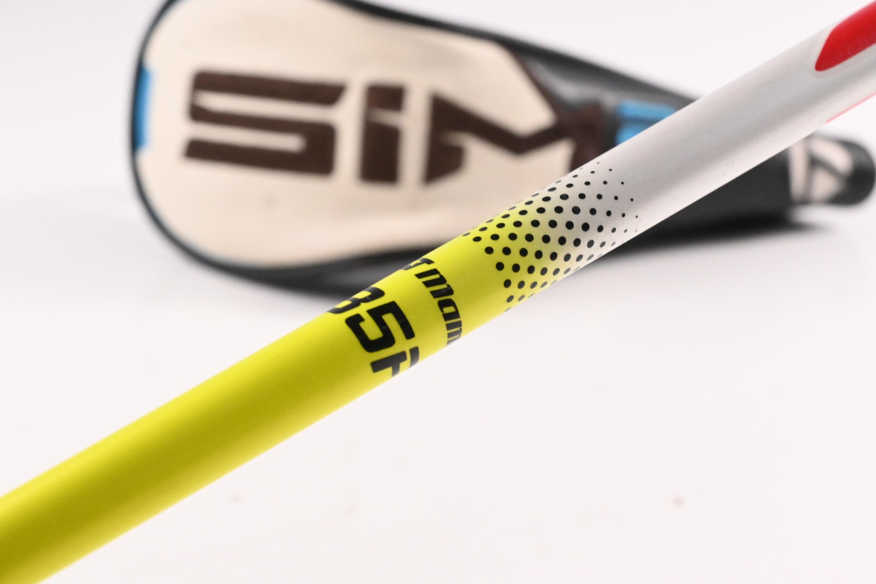 Taylormade SIM2 Max #3 Hybrid / 19 Degree / Stiff Flex UST Proforce V2 85 Shaft